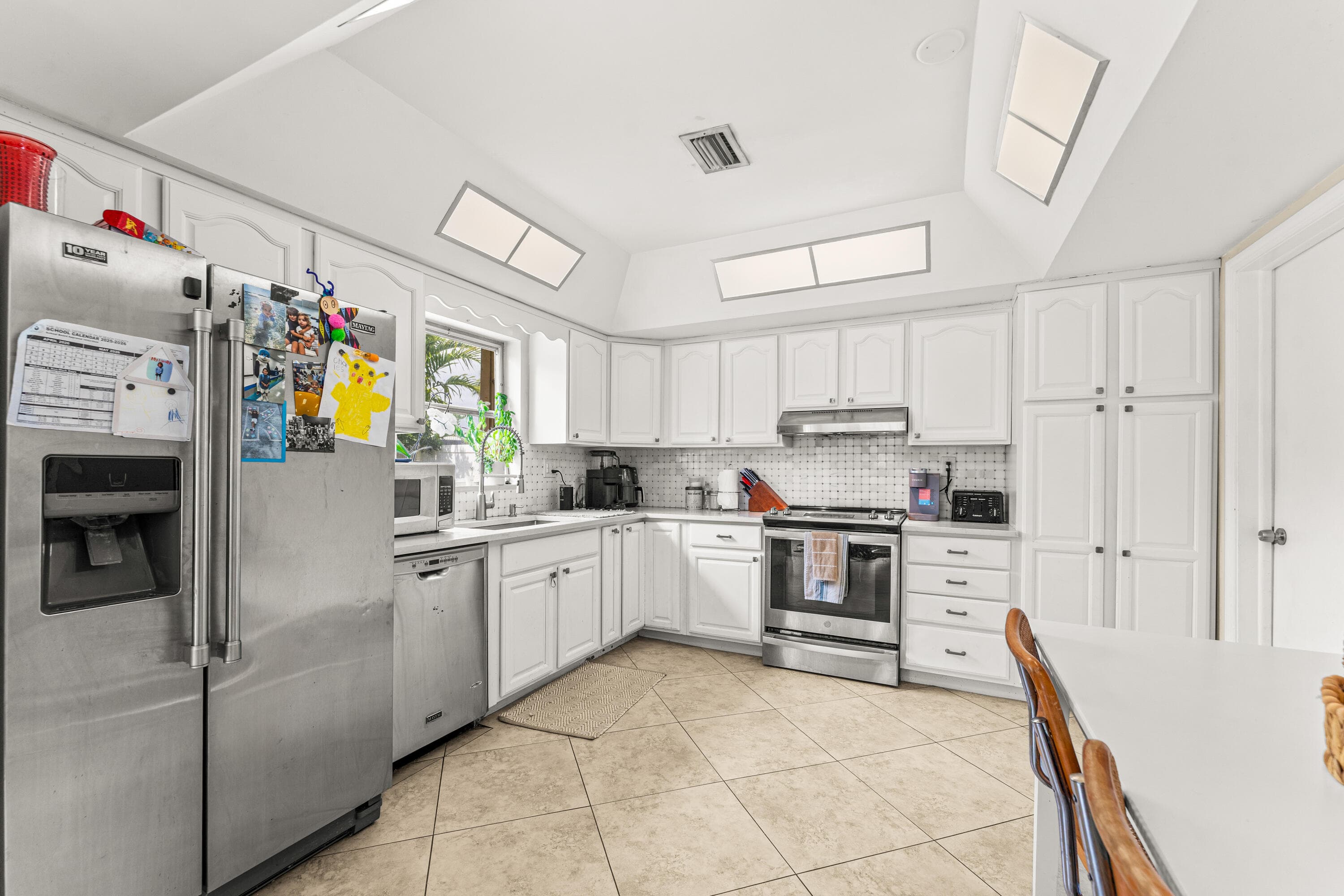 1270 SW 8th Street, Boca Raton, FL 33486 — photo 10 of 32