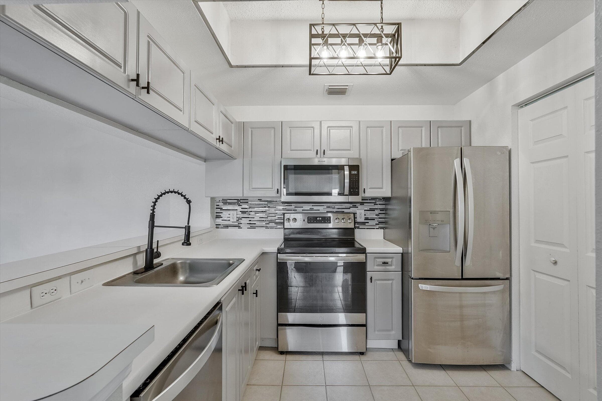 2813 Grande Parkway 304, Palm Beach Gardens, FL 33410 — photo 6 of 51