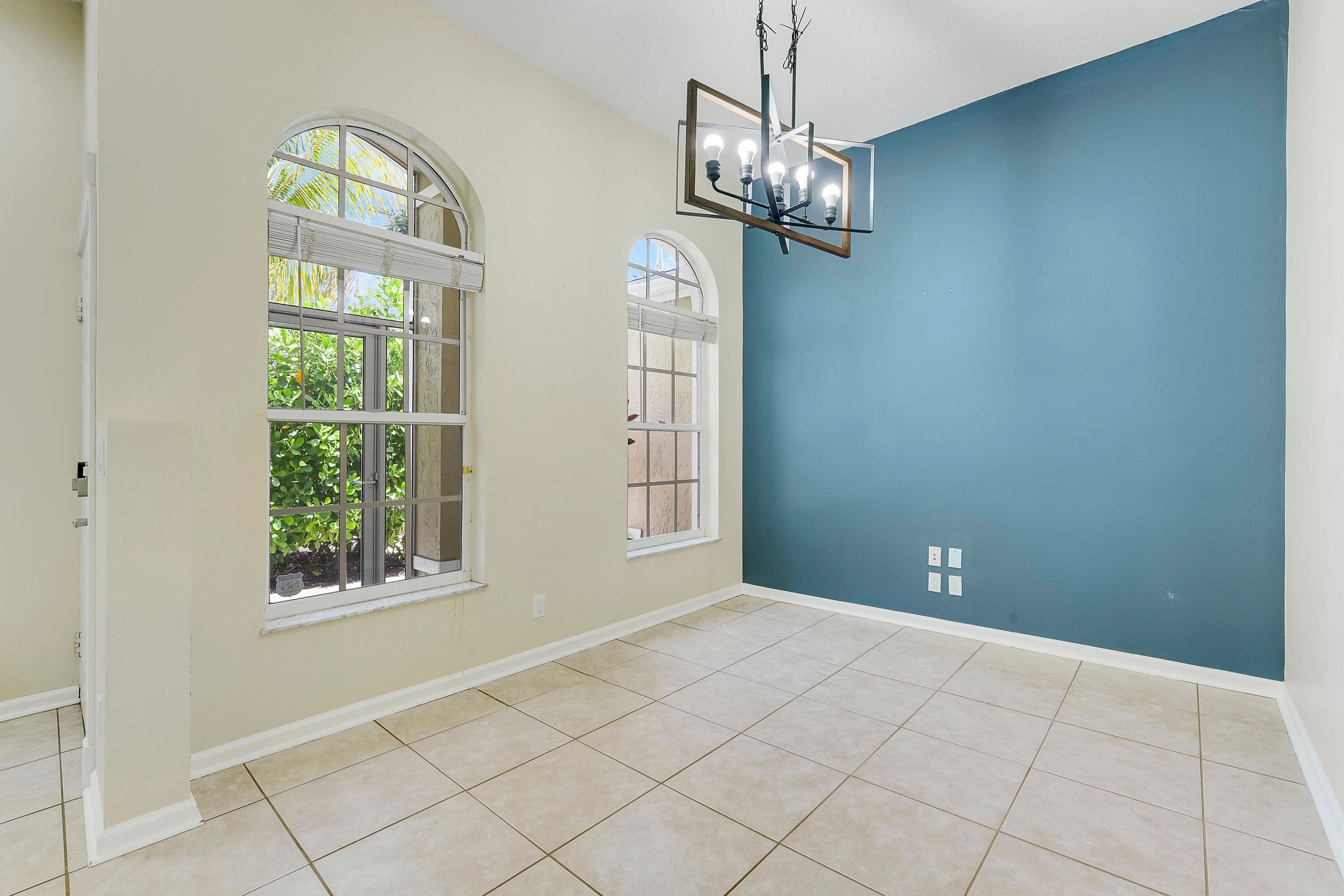 6334 Barbara Street, Jupiter, FL 33458 — photo 7 of 38