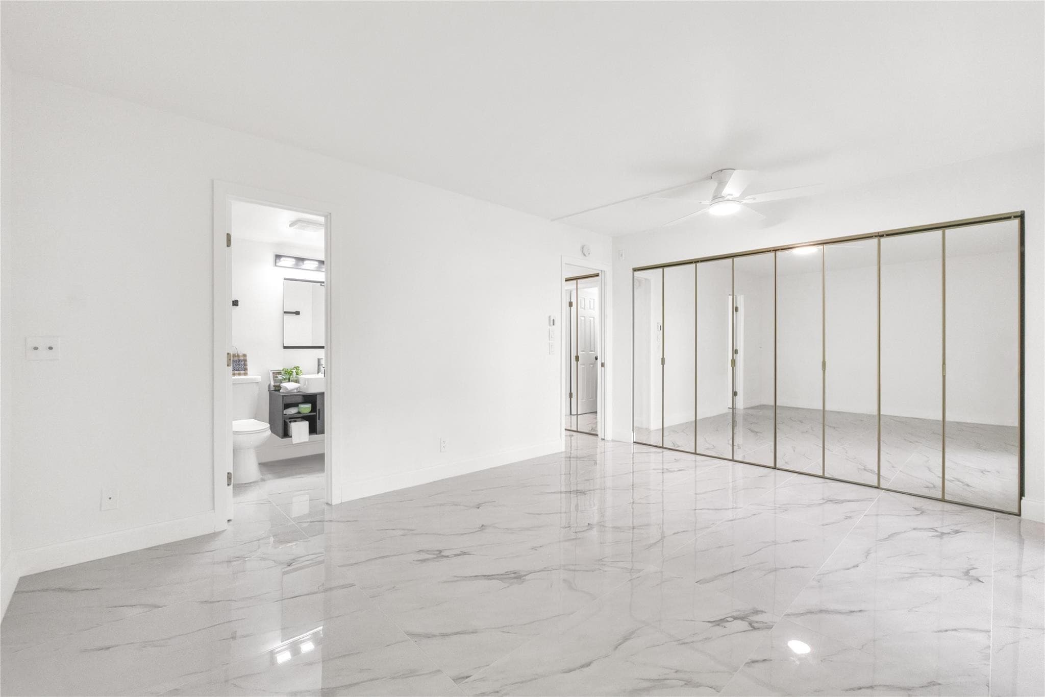 242 Tilford L L, Deerfield Beach, FL 33442 — photo 5 of 17