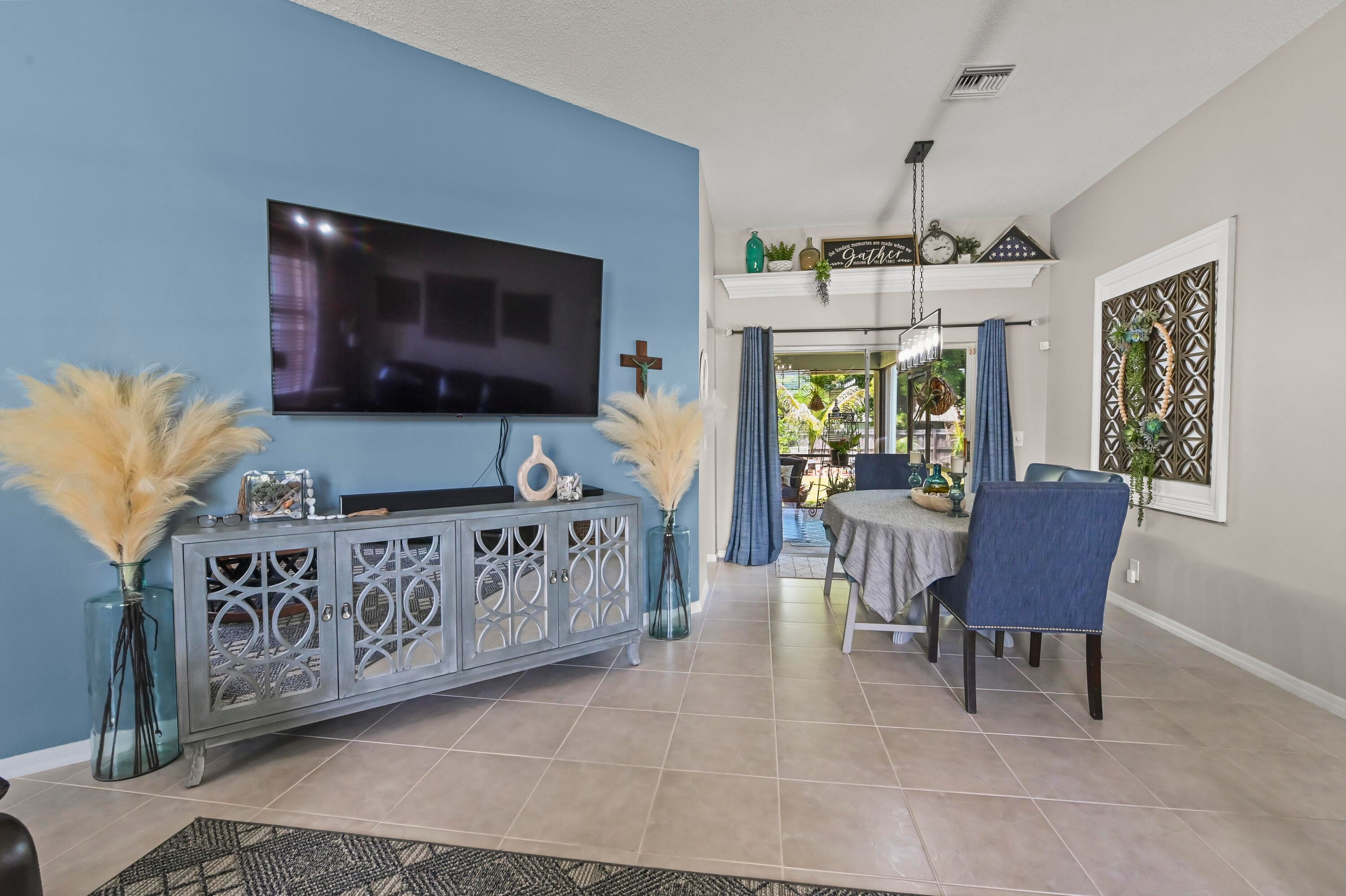 118 Royal Pine Circle N, Royal Palm Beach, FL 33411 — photo 5 of 33