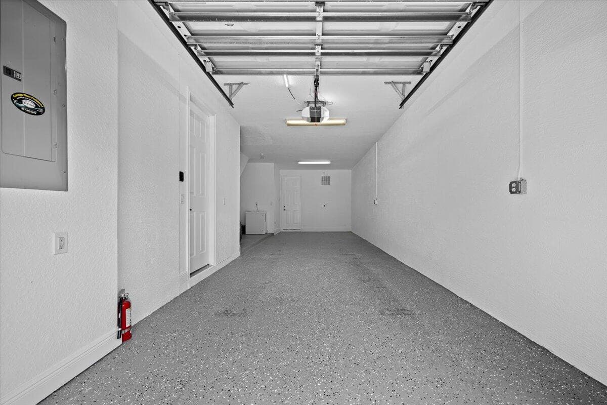 5102 Artesa Way W, Palm Beach Gardens, FL 33418 — photo 22 of 49