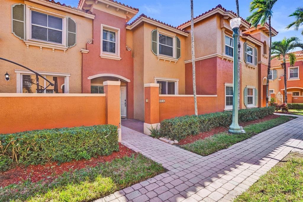 2315 Clipper Place, Fort Lauderdale, FL 33312 — photo 1 of 29