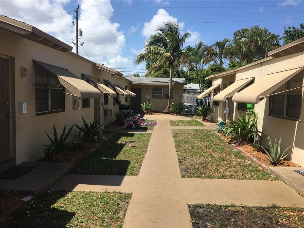 1927 Lincoln Street 7, Hollywood, FL 33020 — photo 12 of 12