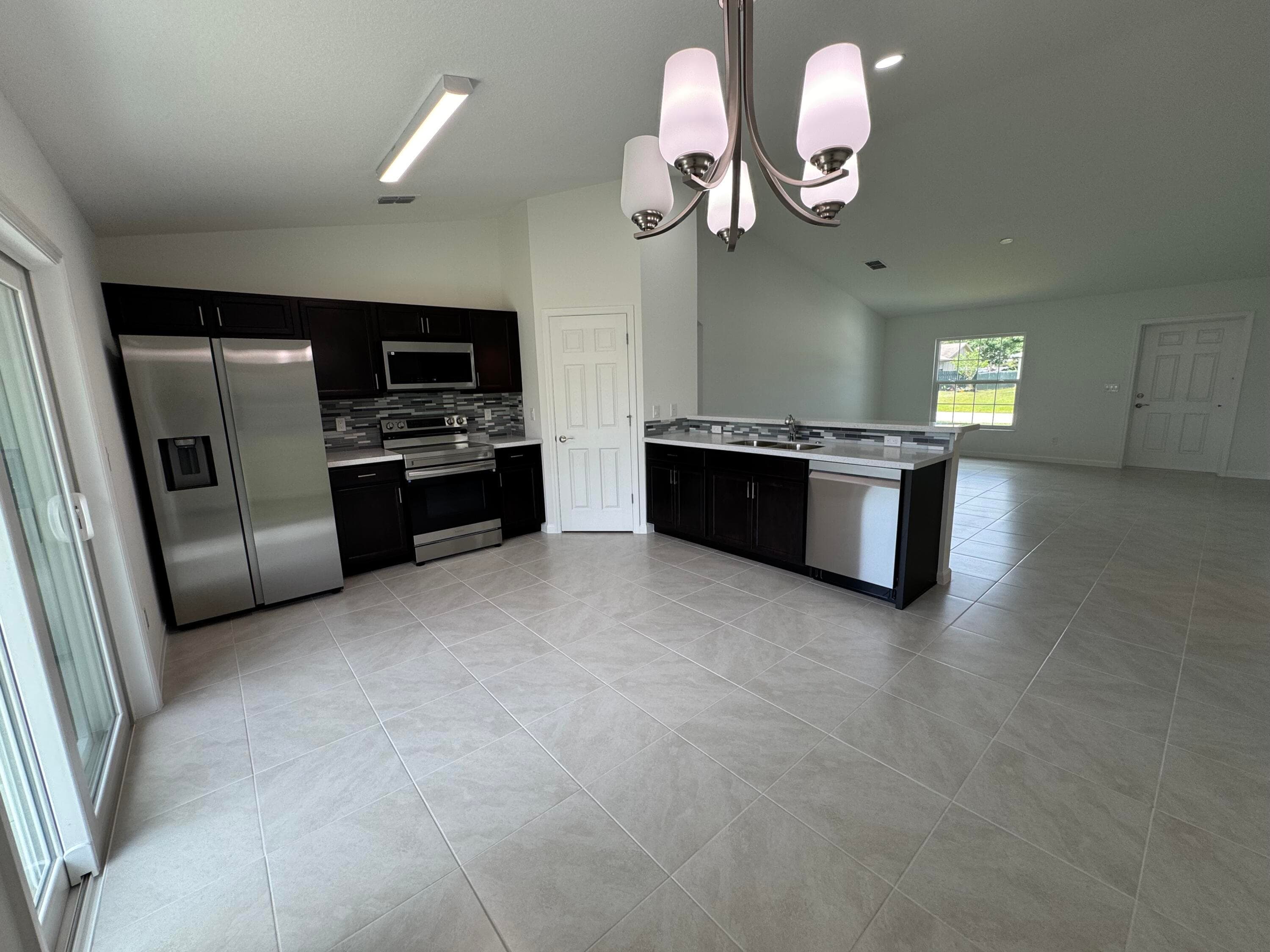 532 SW Buswell Avenue, Port St. Lucie, FL 34983 — photo 10 of 37