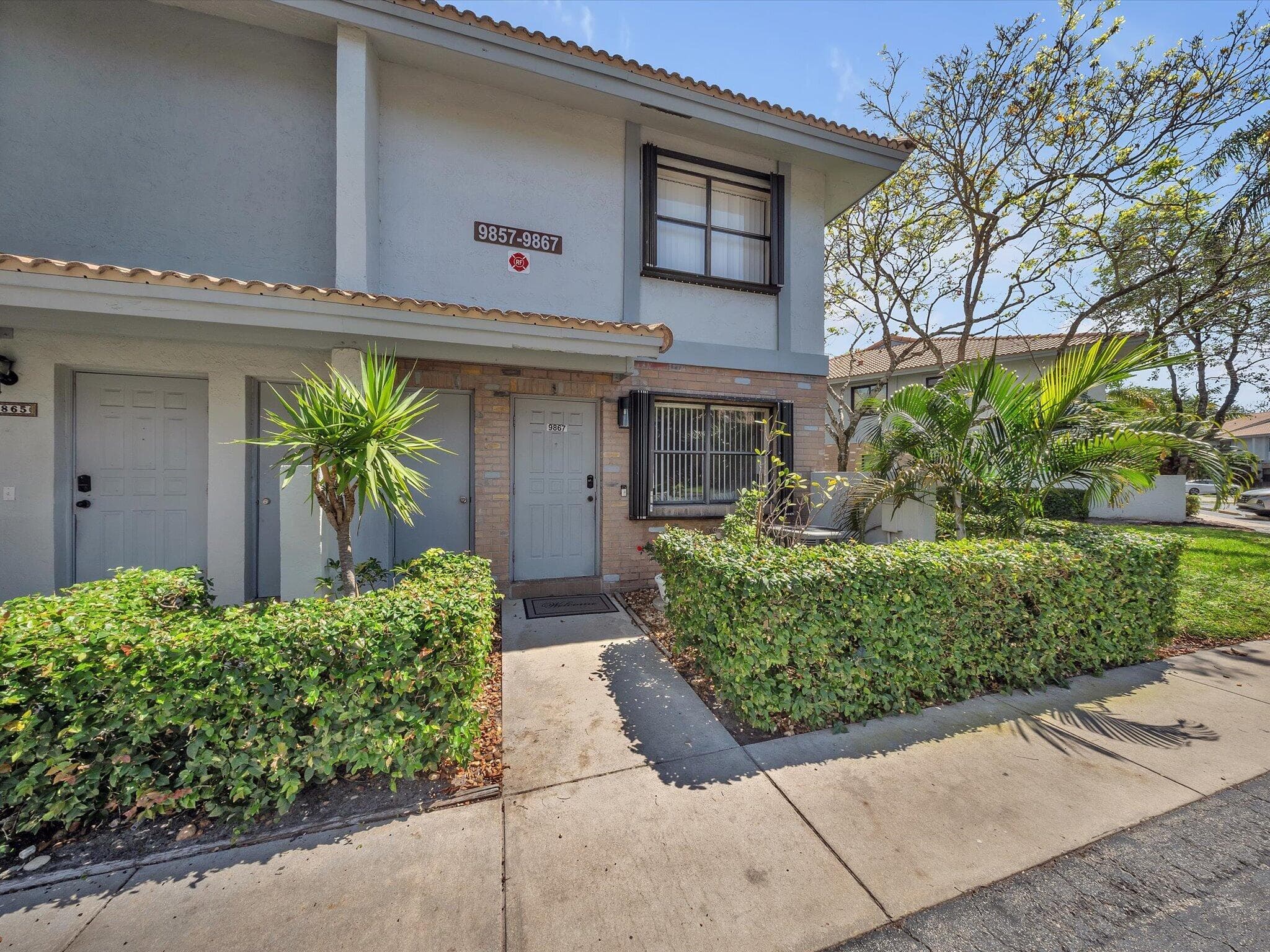 9867 Riverside Drive, Coral Springs, FL 33071 — photo 3 of 31