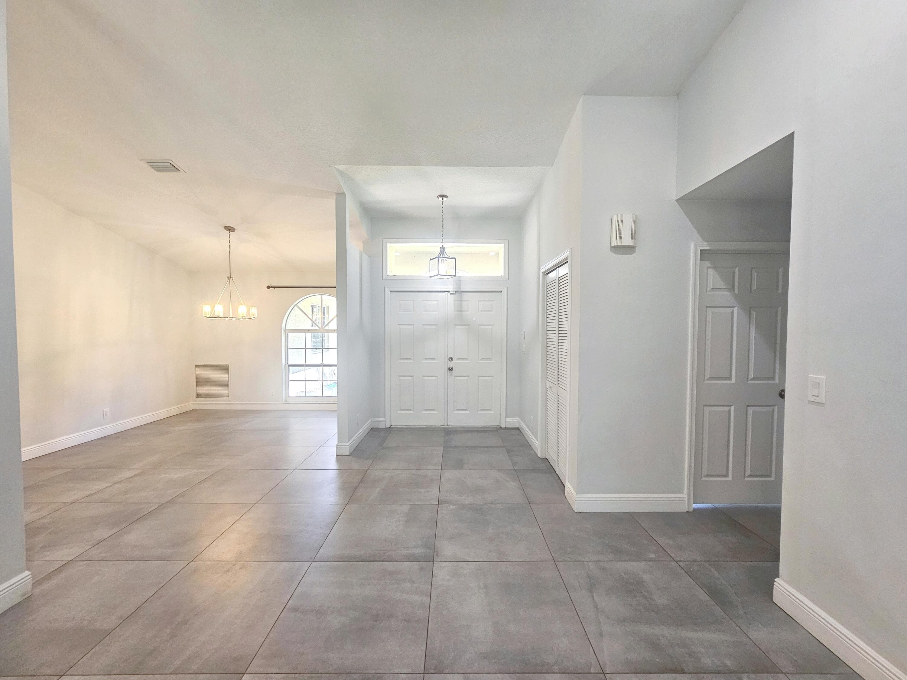 13588 74th Street N, West Palm Beach, FL 33412 — photo 8 of 32