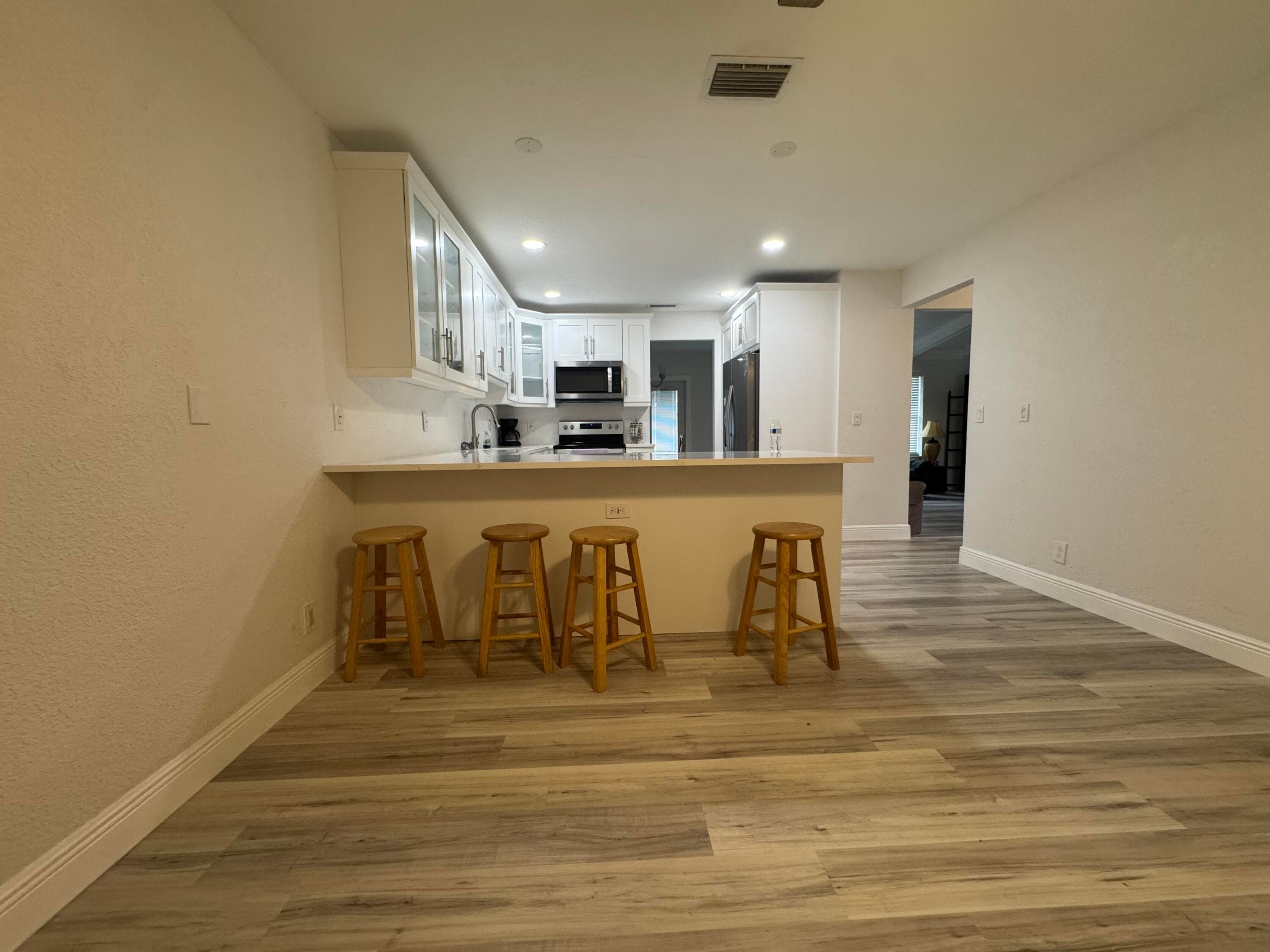 589 Cashiers Drive, West Palm Beach, FL 33413 — photo 15 of 33