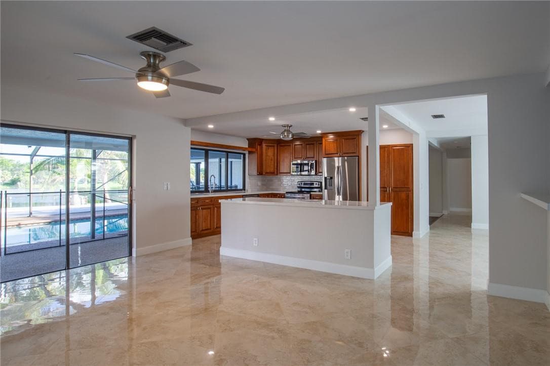 5100 SW 104th Avenue, Cooper City, FL 33328 — photo 10 of 42