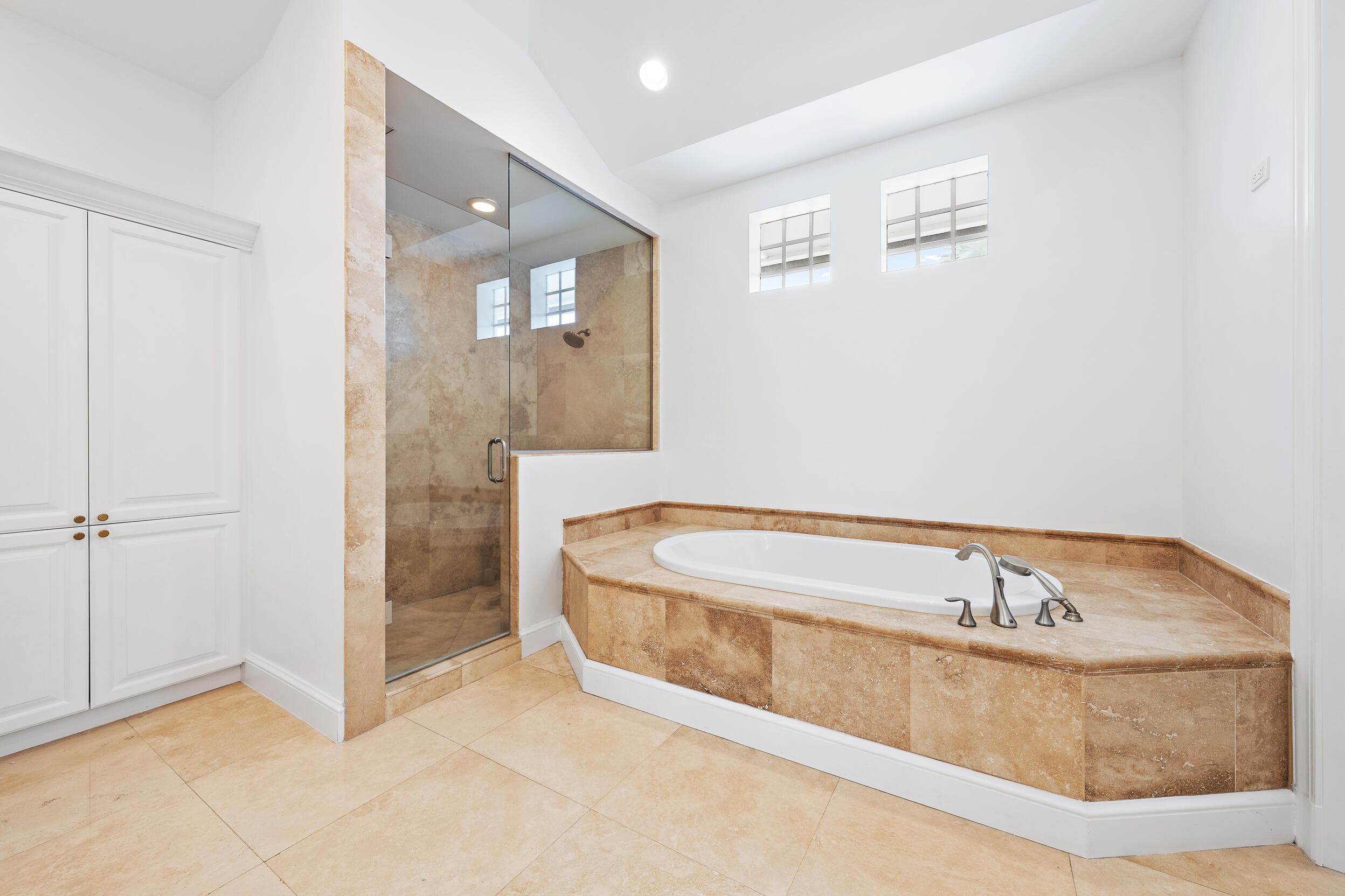 12864 S Shore Drive, Palm Beach Gardens, FL 33410 — photo 13 of 29