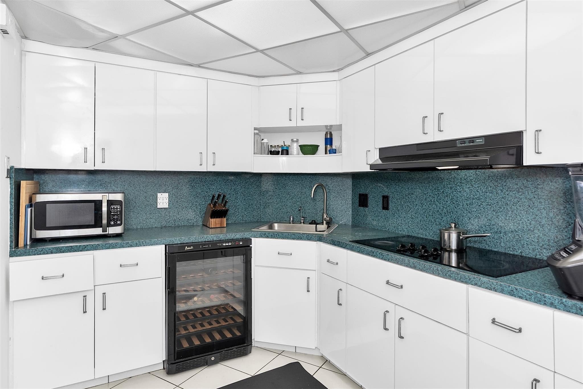 3700 Galt Ocean Drive Unit 1102, Fort Lauderdale, FL 33308 — photo 15 of 35