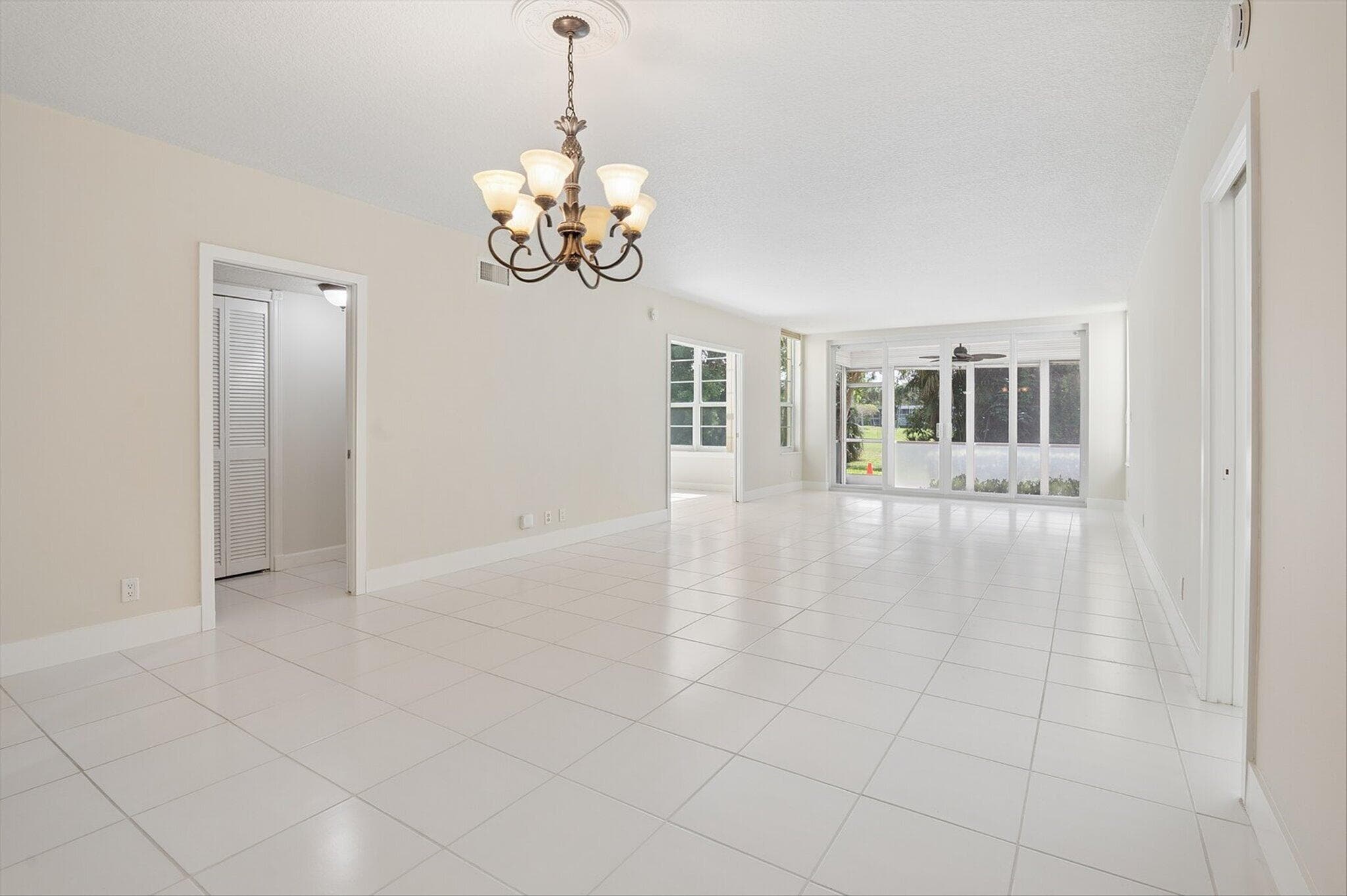 804 Cypress Grove Lane 104, Pompano Beach, FL 33069 — photo 2 of 15