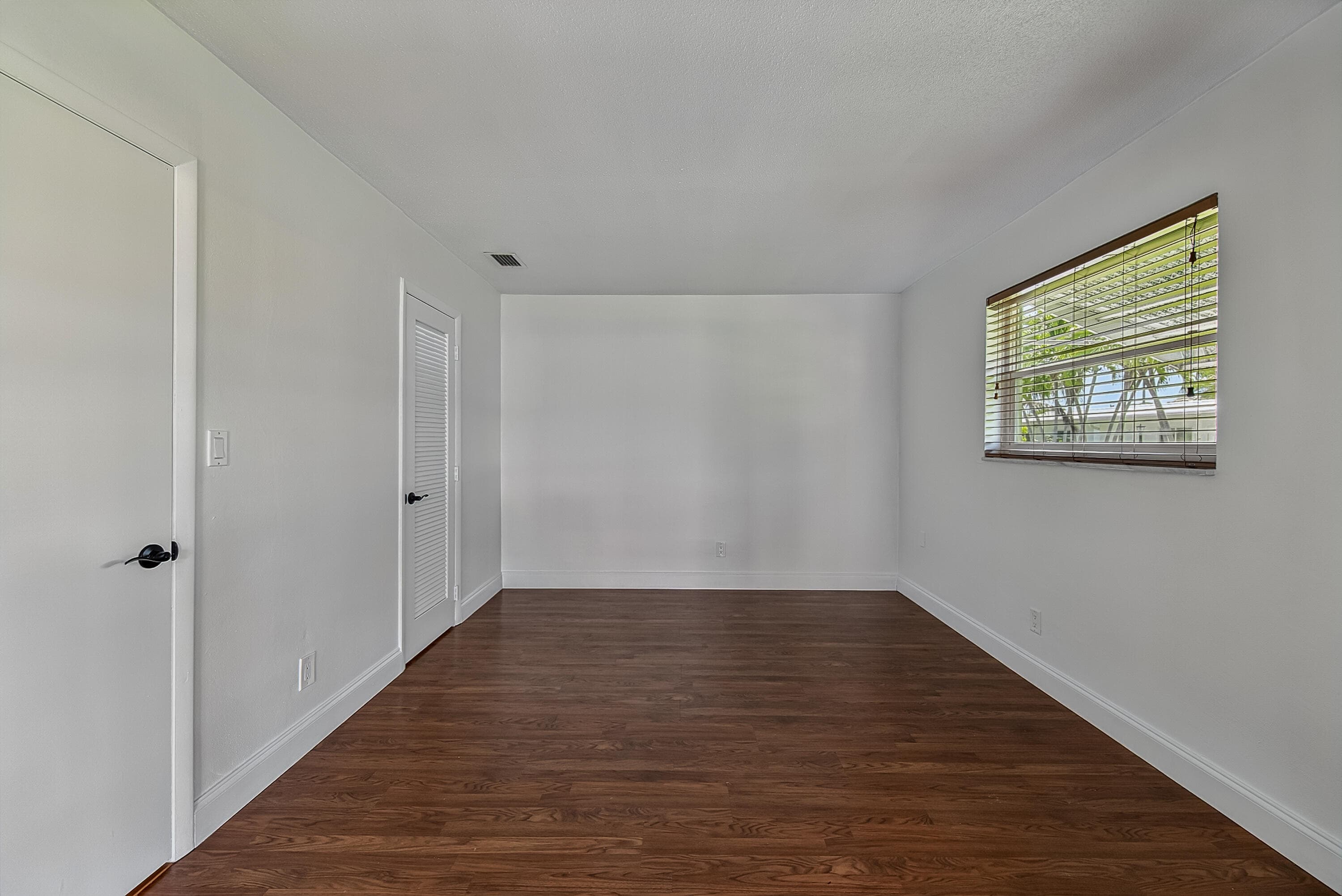 2521 N Cypress Road, Pompano Beach, FL 33064 — photo 31 of 37