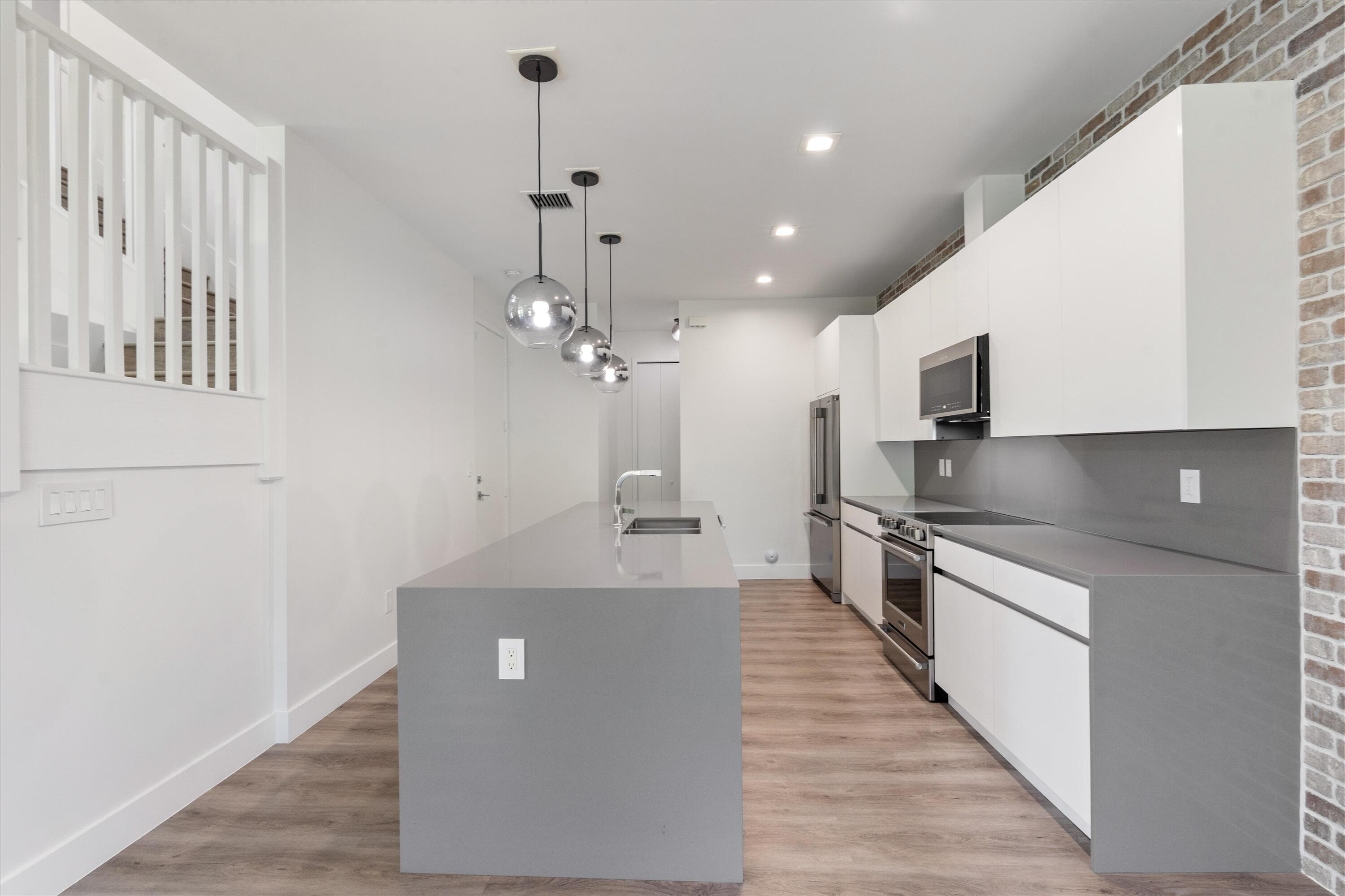 341 SW 16th Court, Fort Lauderdale, FL 33315 — photo 16 of 29