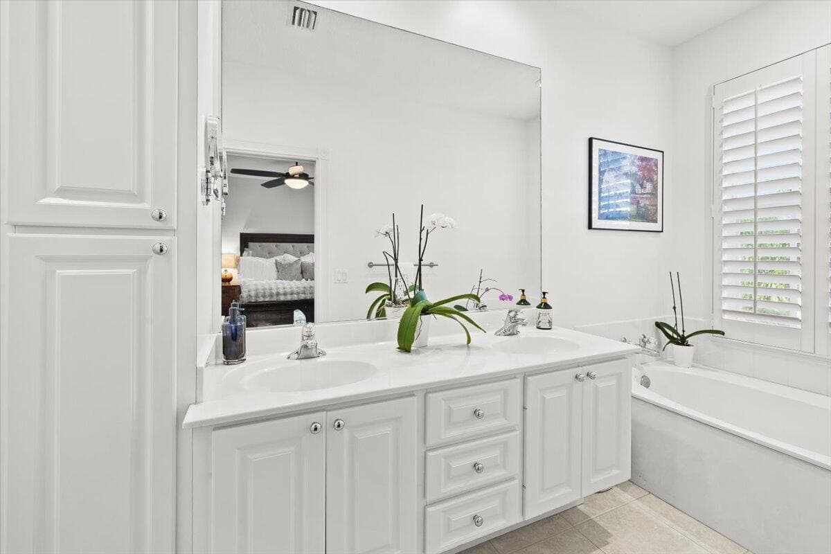 142 Santa Barbara Way, Palm Beach Gardens, FL 33410 — photo 19 of 43