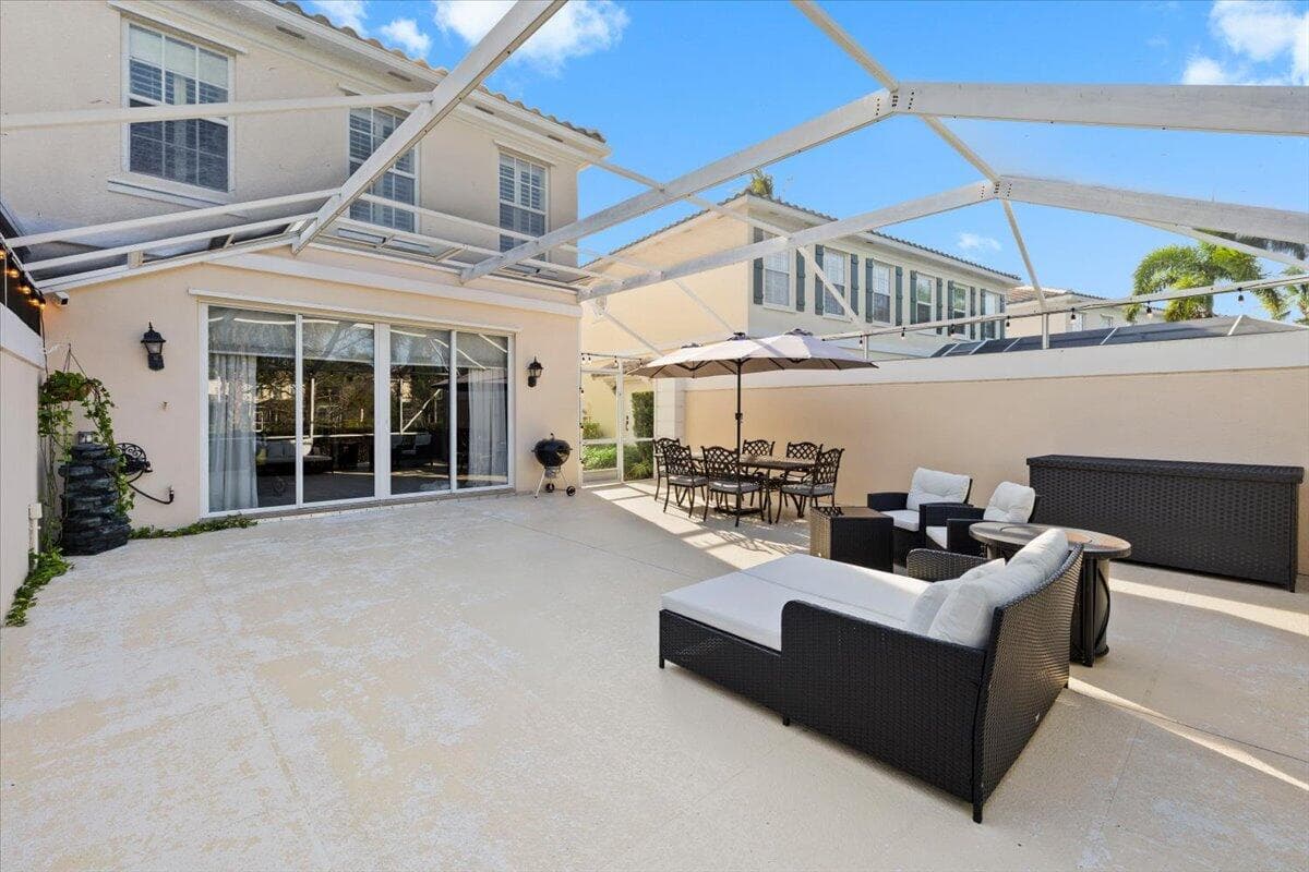 142 Santa Barbara Way, Palm Beach Gardens, FL 33410 — photo 34 of 43
