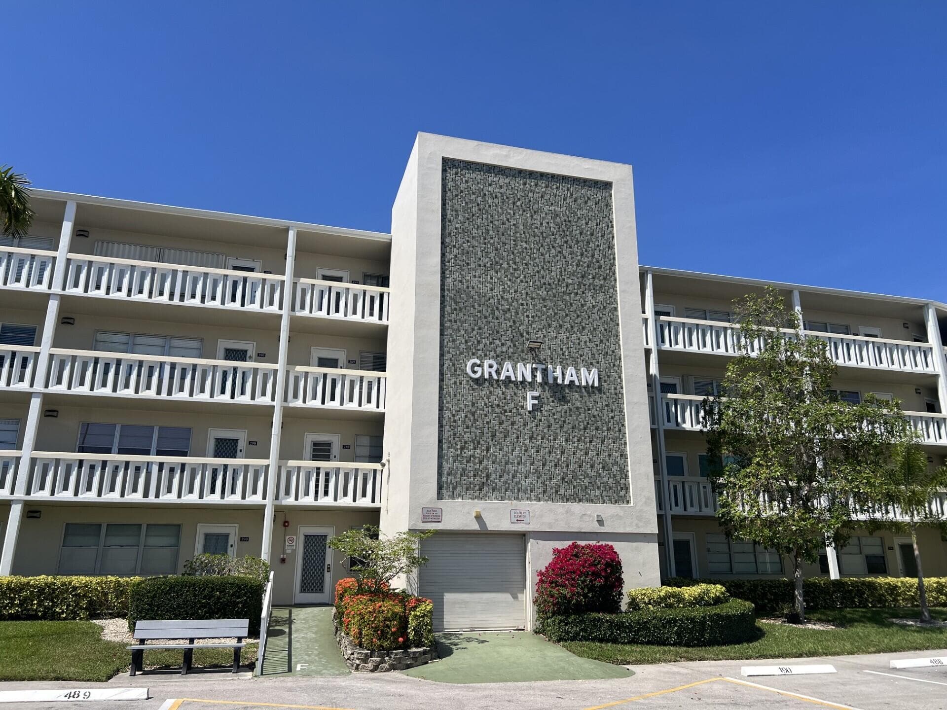 392 Grantham F 392, Deerfield Beach, FL 33442 — photo 18 of 42
