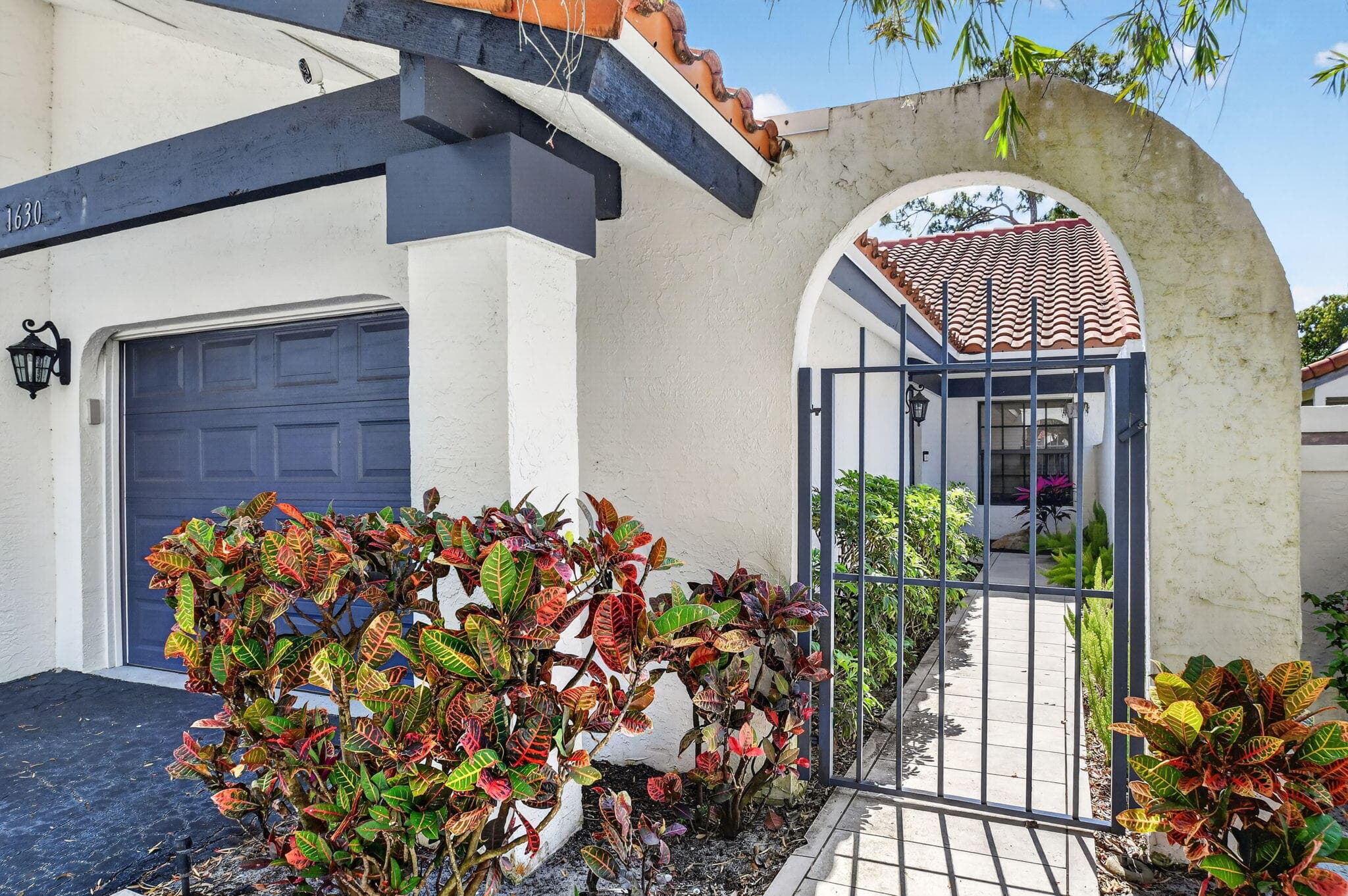 1630 NW 22nd Avenue, Delray Beach, FL 33445 — photo 4 of 69