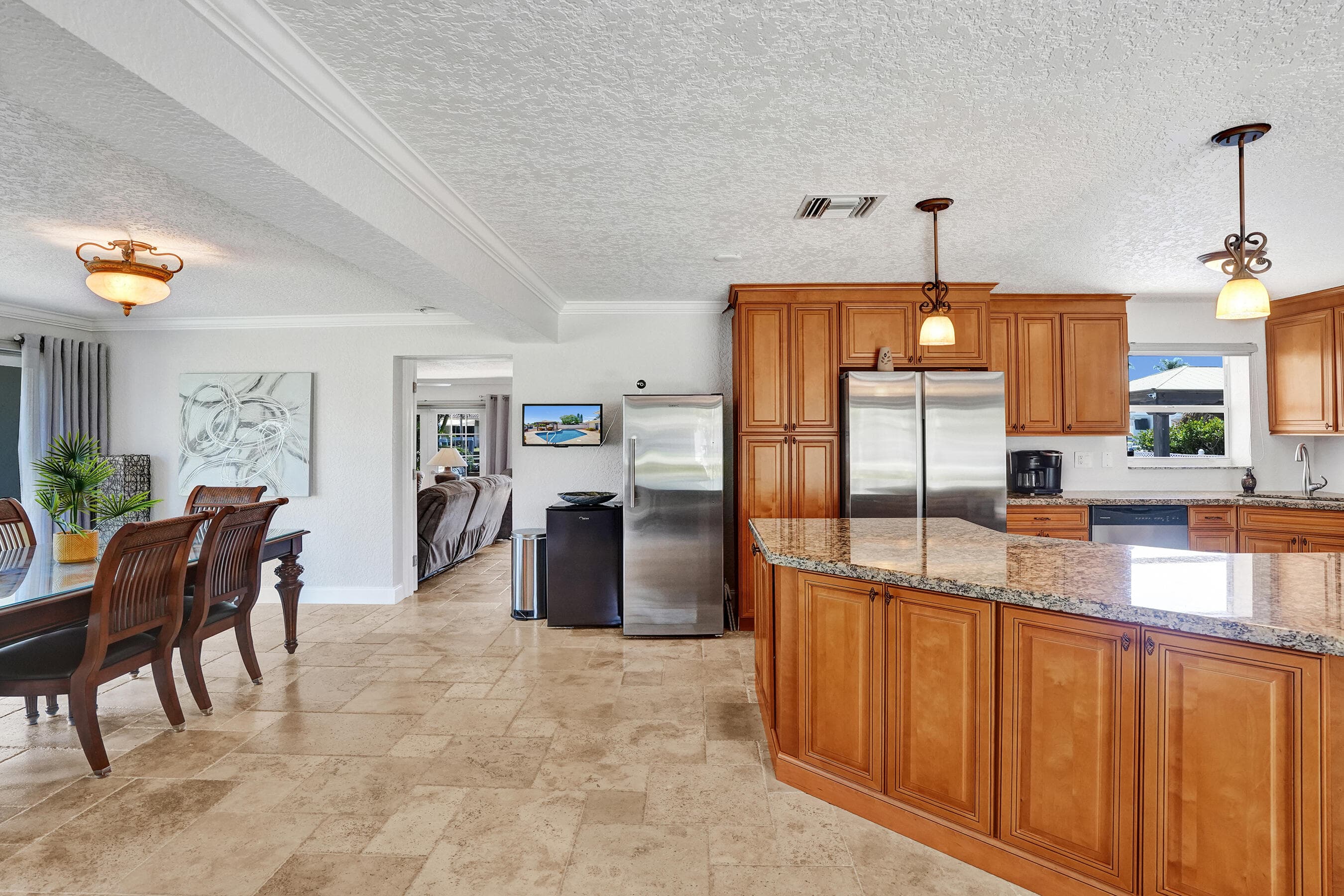 700 SE 5th Avenue, Pompano Beach, FL 33060 — photo 11 of 58