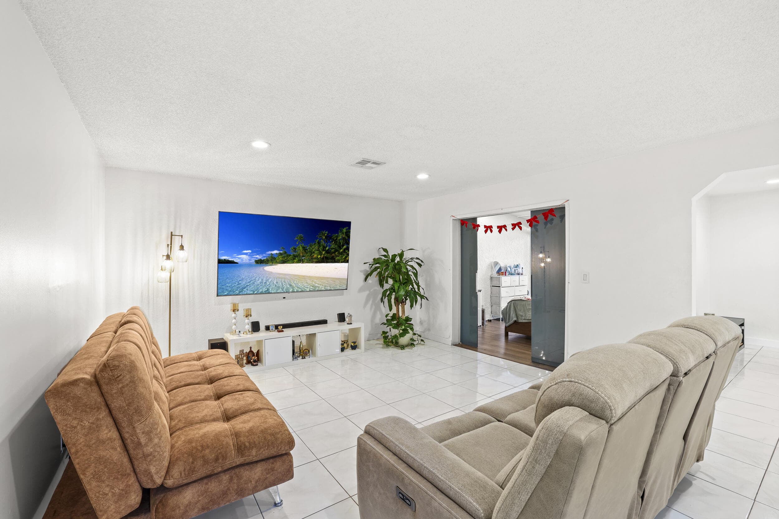 8061 NW 71st Court, Tamarac, FL 33321 — photo 9 of 48