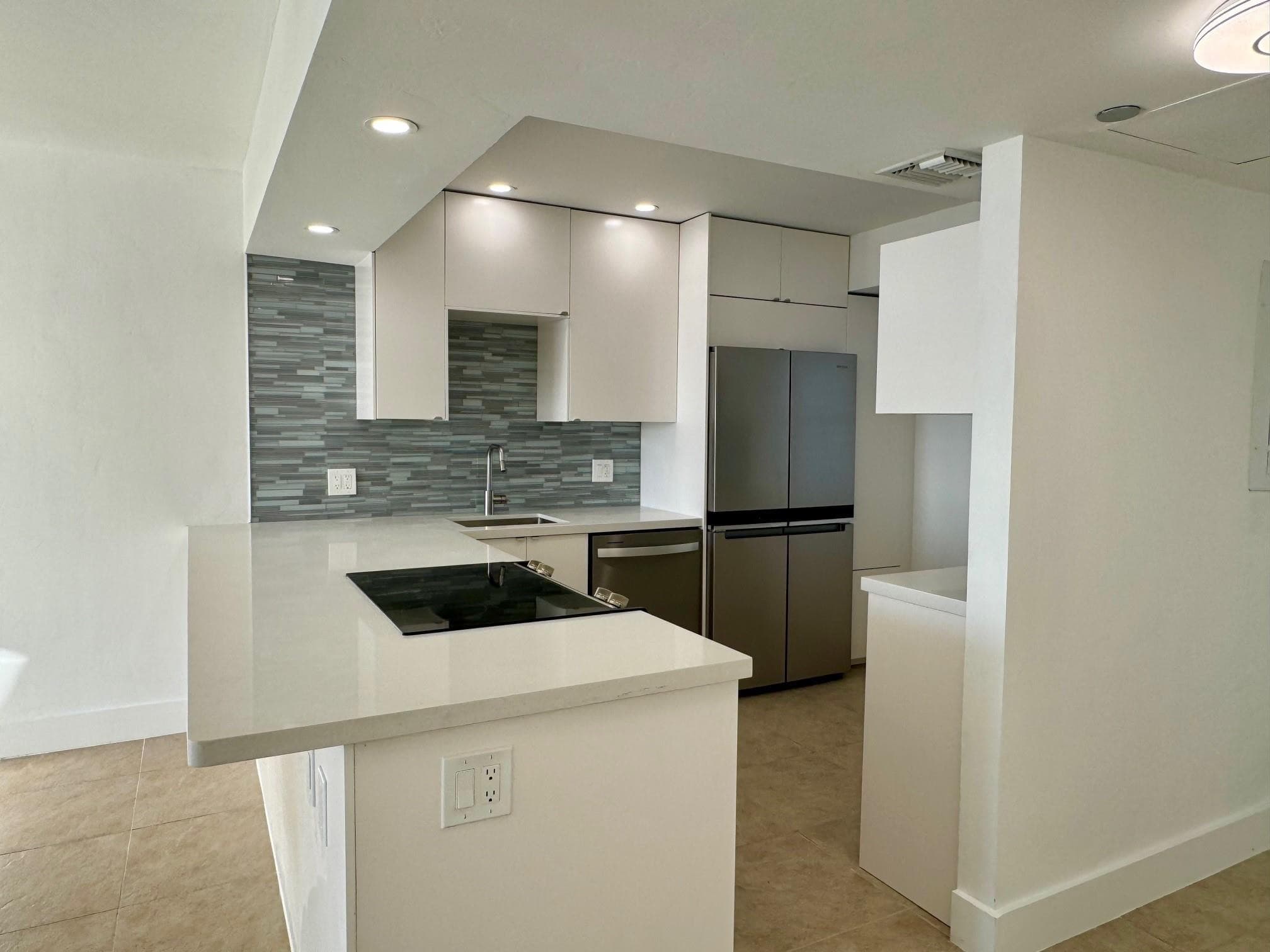 3095 N Course Drive, Pompano Beach, FL 33069 — photo 3 of 47