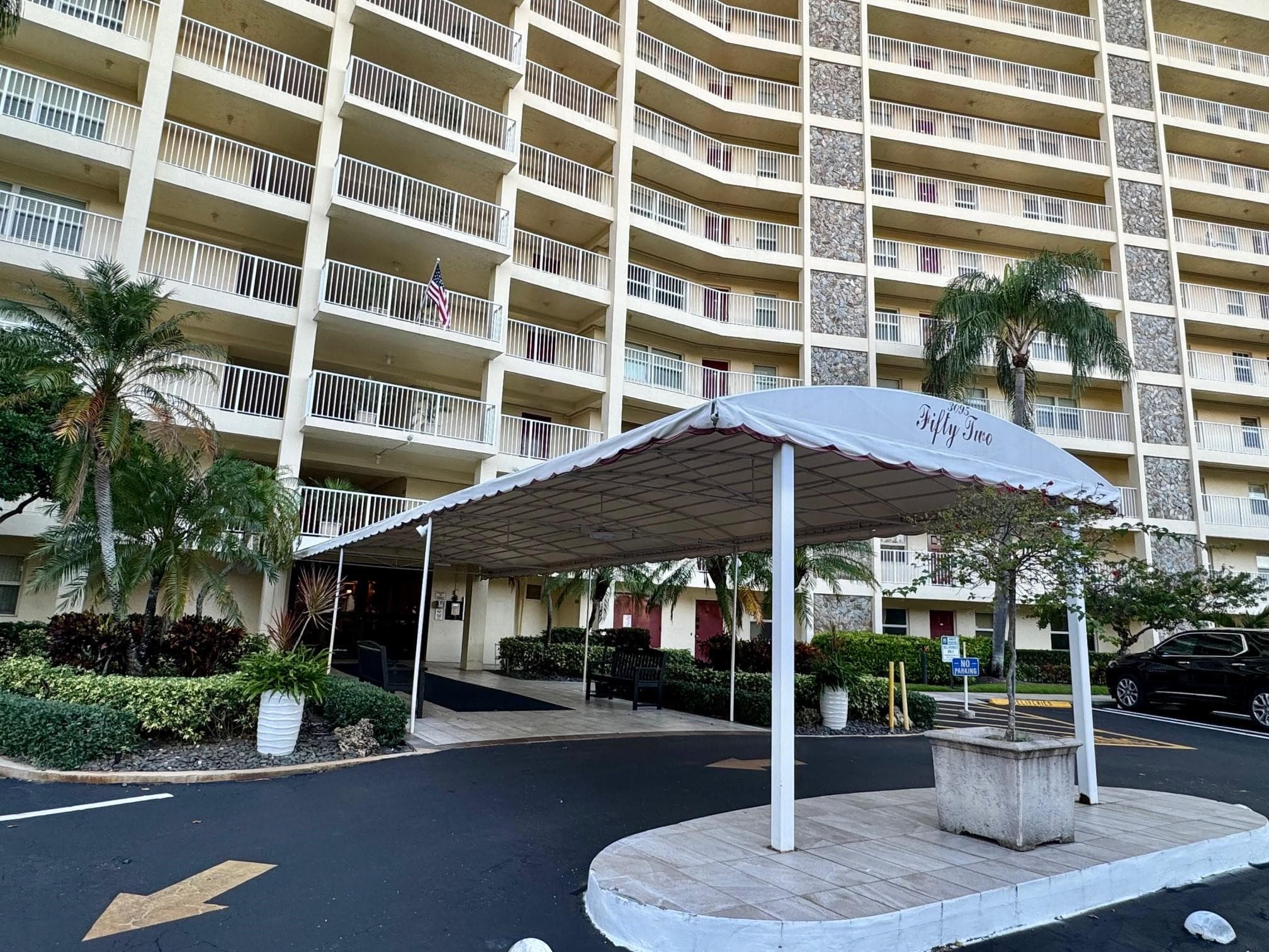 3095 N Course Drive, Pompano Beach, FL 33069 — photo 37 of 47