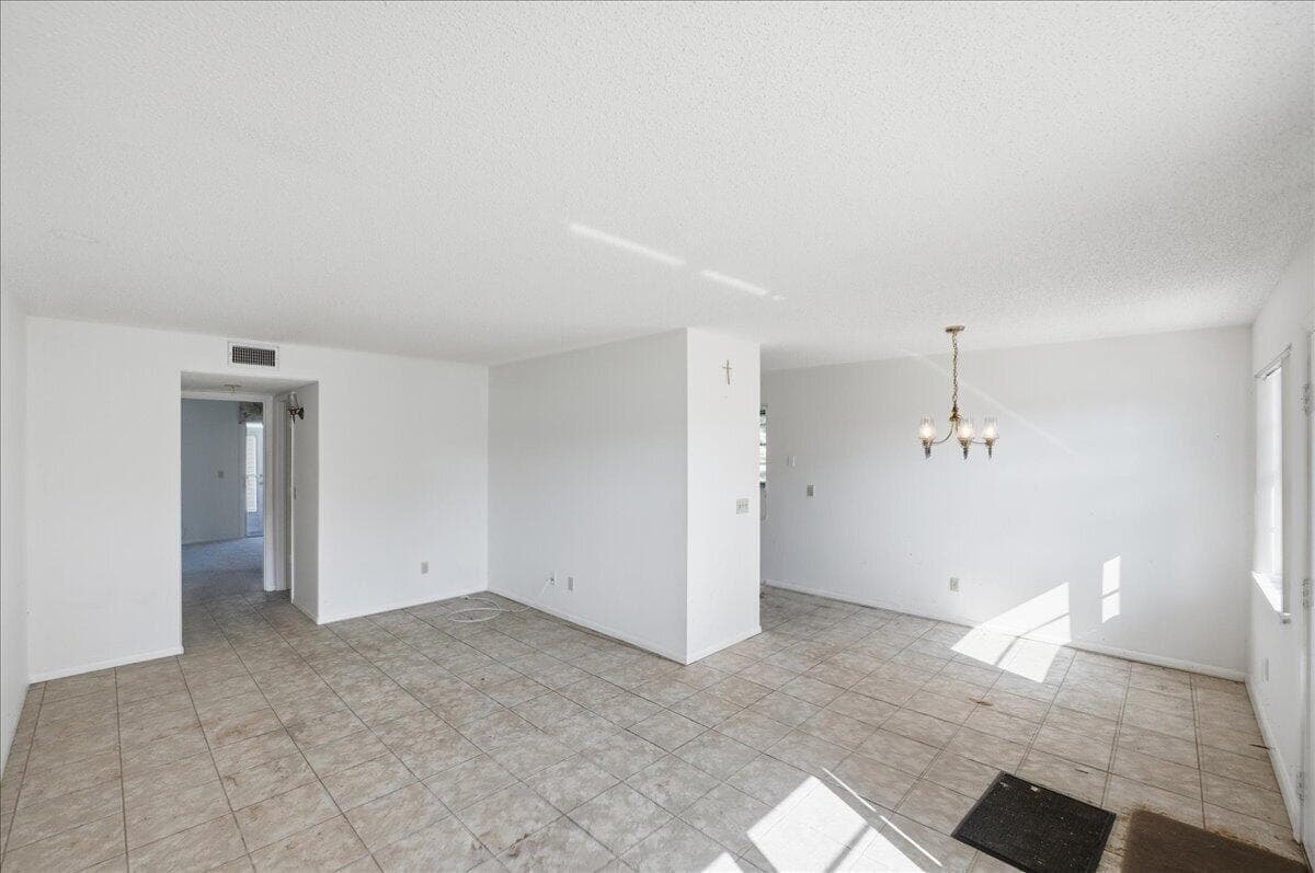 28 Lake Vista Trail 105, Port St. Lucie, FL 34952 — photo 12 of 26
