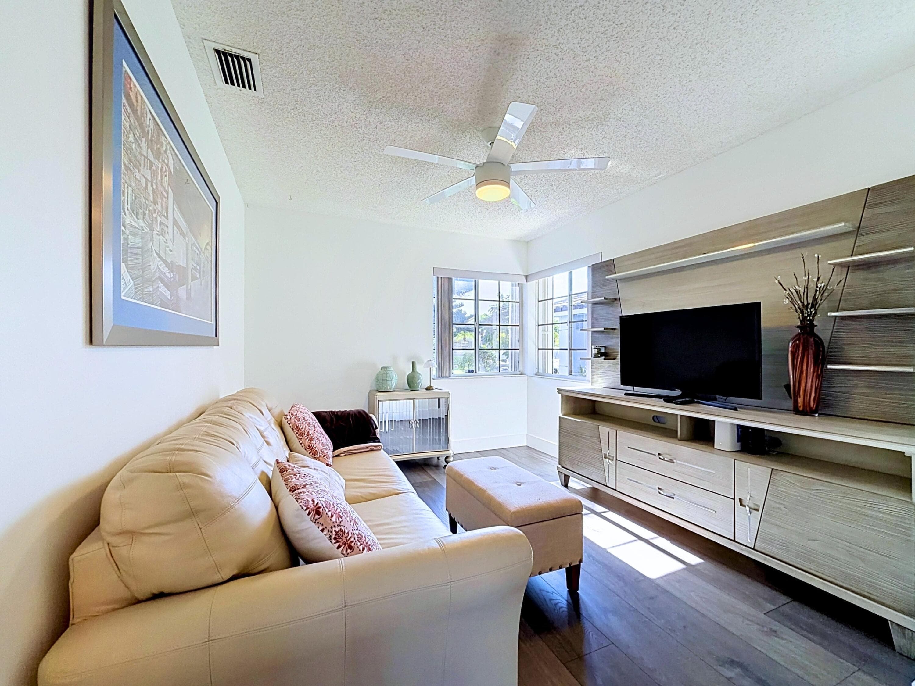 333 NW 45th Terrace, Deerfield Beach, FL 33442 — photo 17 of 32