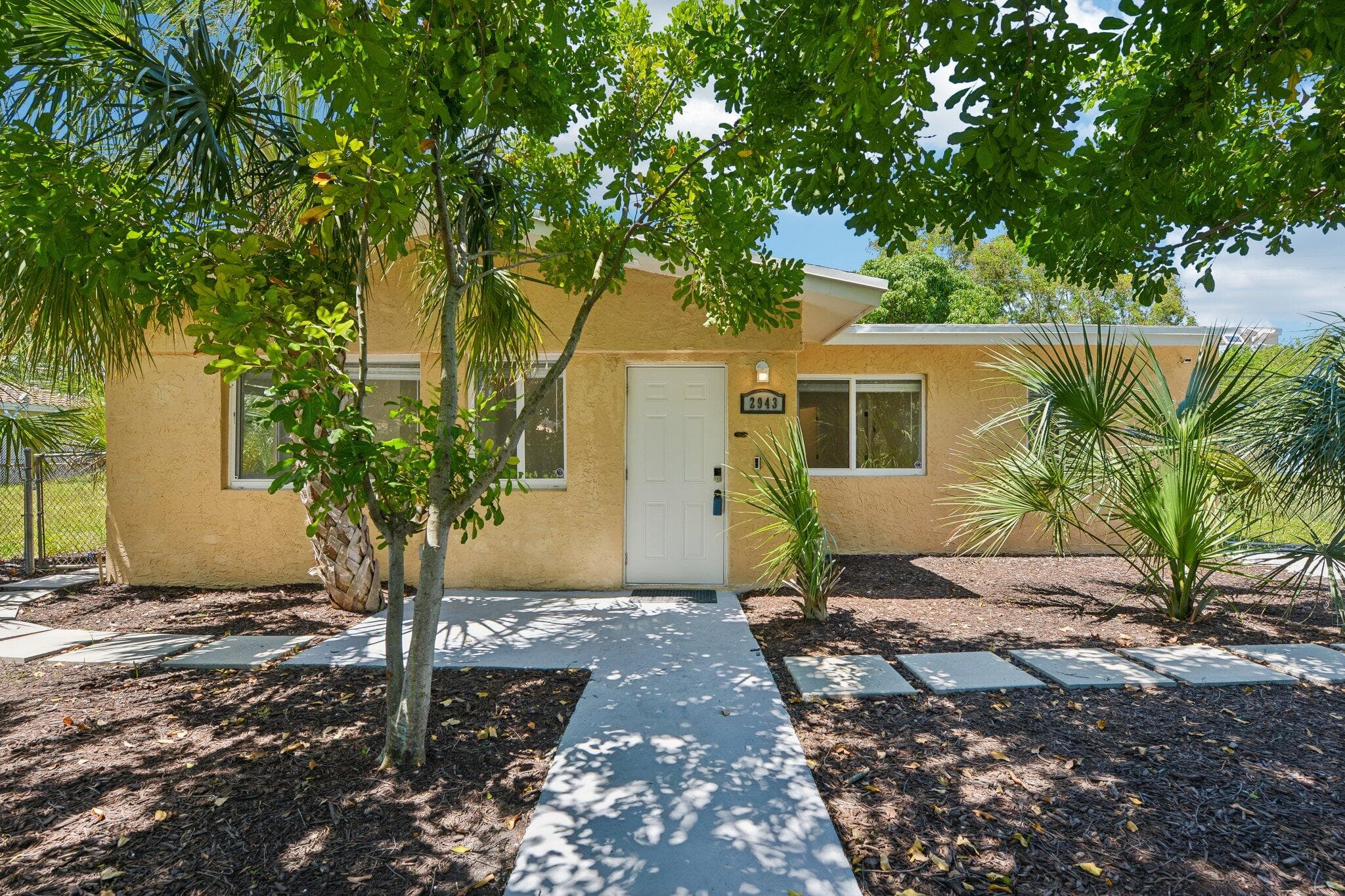 2943 NW 13th Street, Fort Lauderdale, FL 33311 — photo 1 of 31