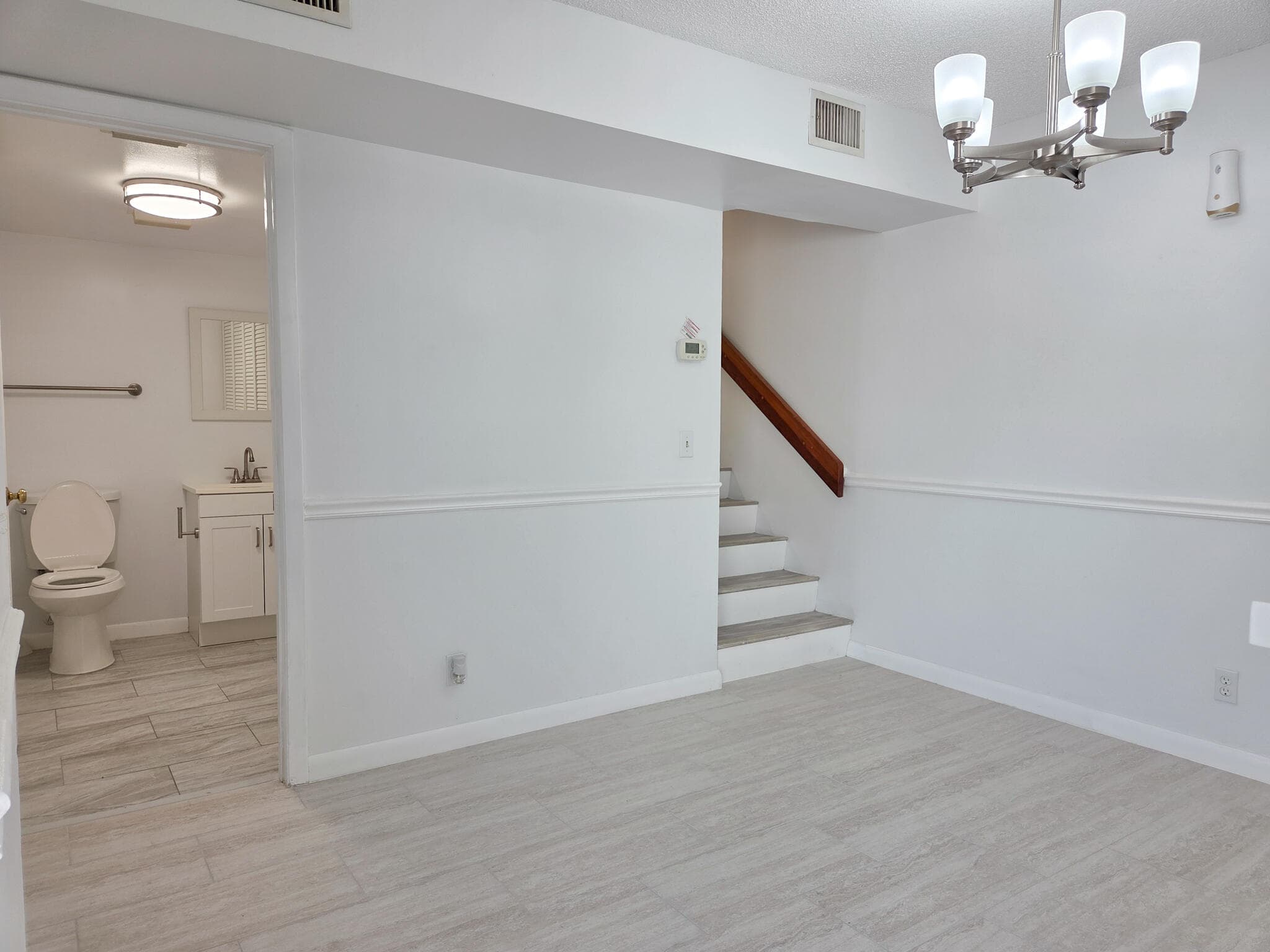 3888 Victoria Drive, West Palm Beach, FL 33406 — photo 11 of 28