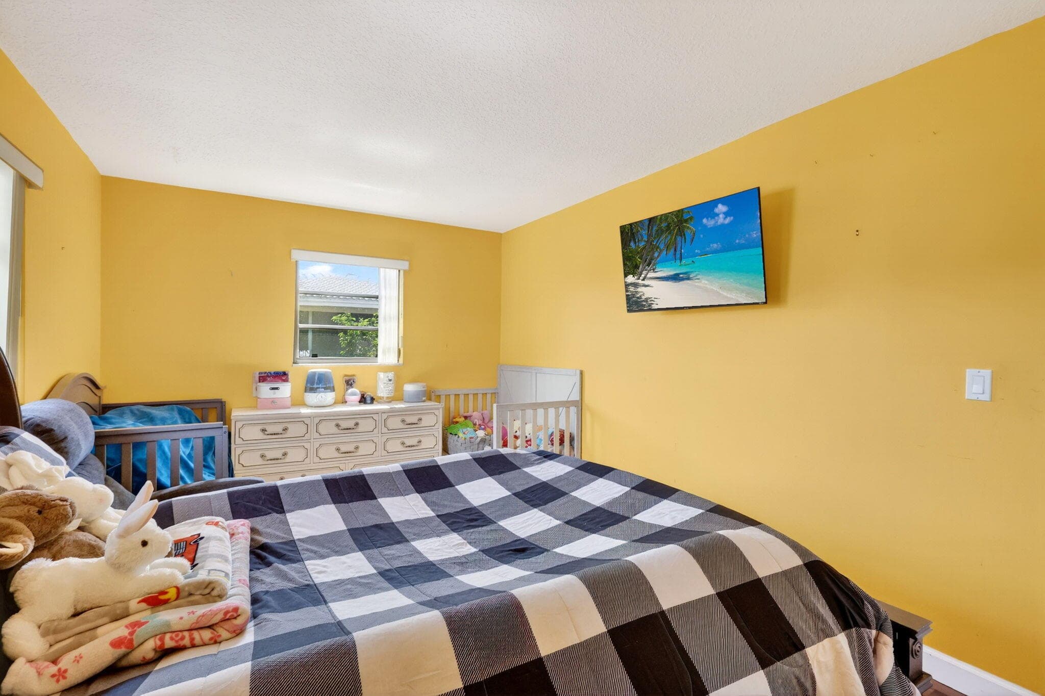 361 W 21st Street, Riviera Beach, FL 33404 — photo 16 of 46