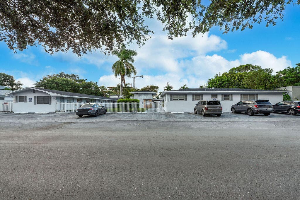 1826 Sherman Street 16, Hollywood, FL 33020 — photo 13 of 13