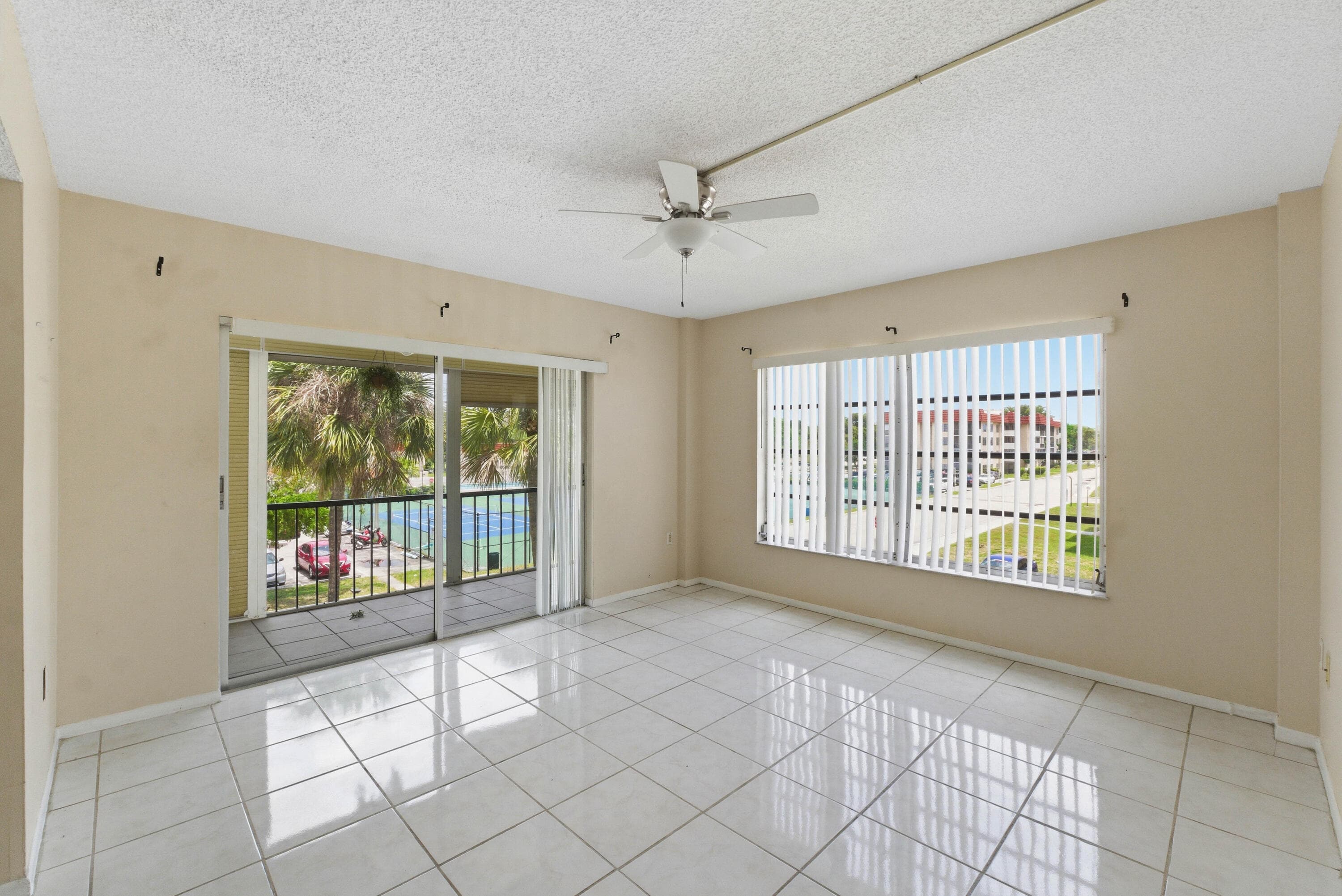 4152 Inverrary Drive 311, Lauderhill, FL 33319 — photo 7 of 14
