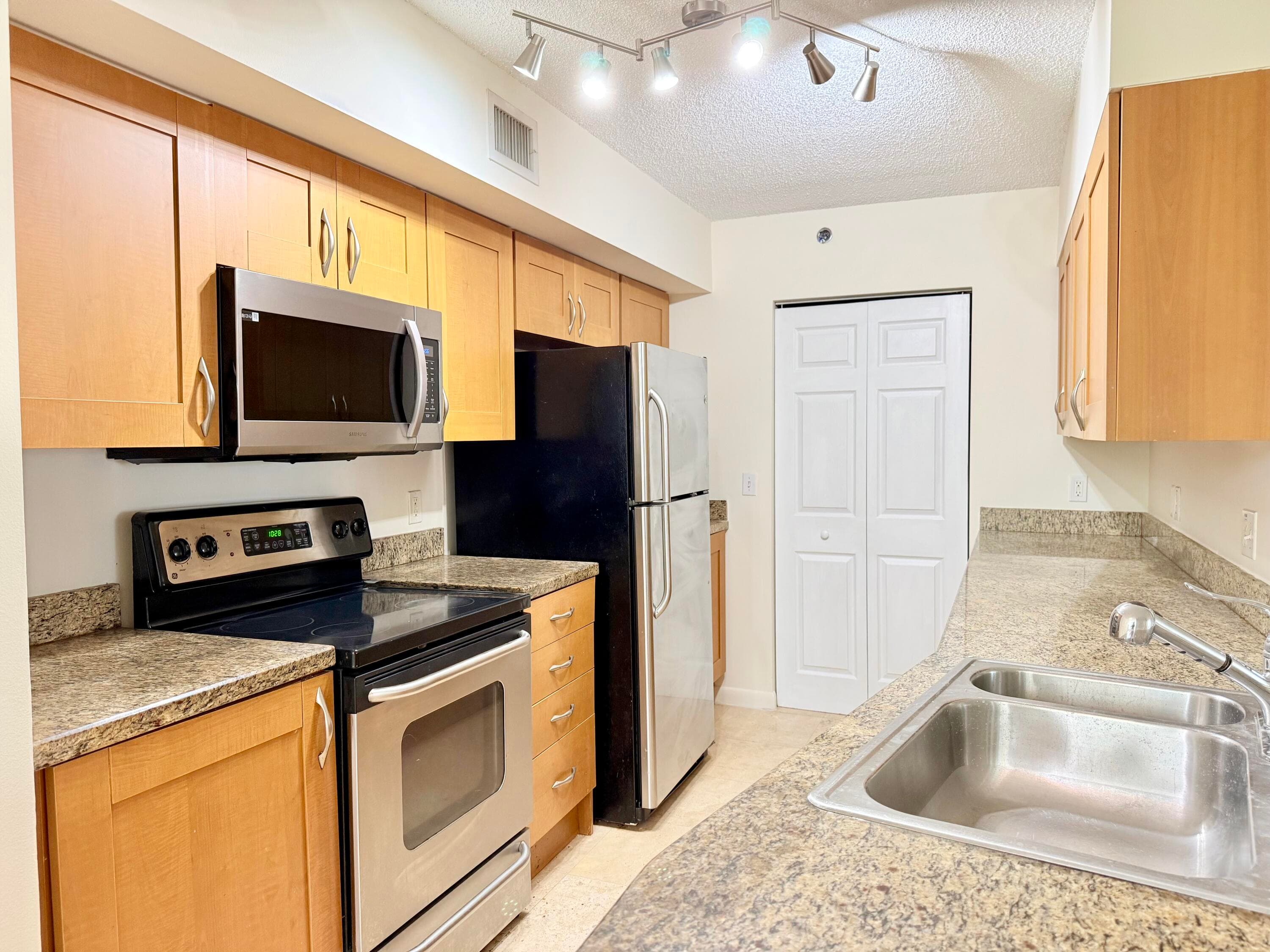 3153 Clint Moore Road 108, Boca Raton, FL 33496 — photo 2 of 25