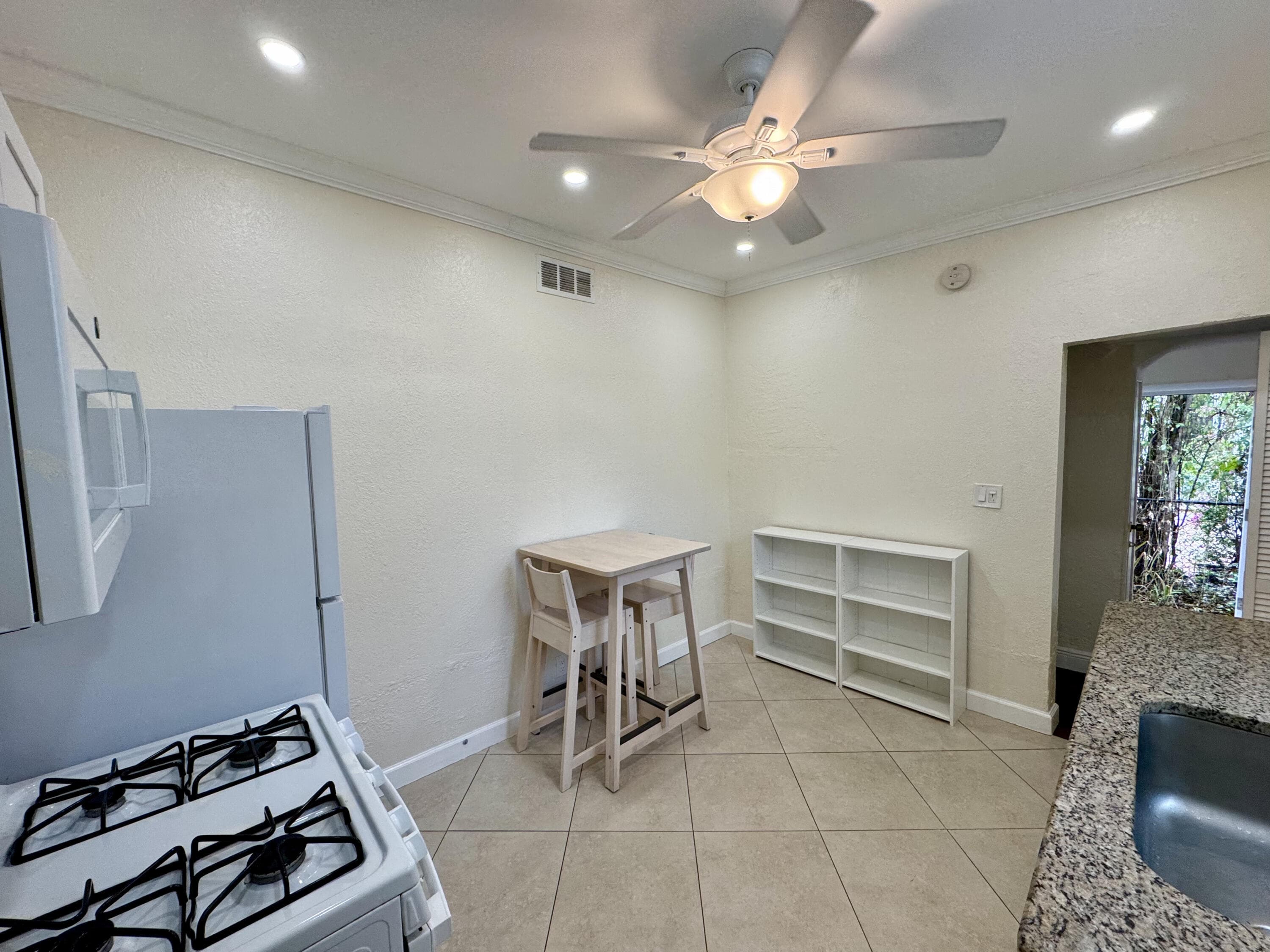 415 31st Street 1-6, West Palm Beach, FL — photo 8 of 63