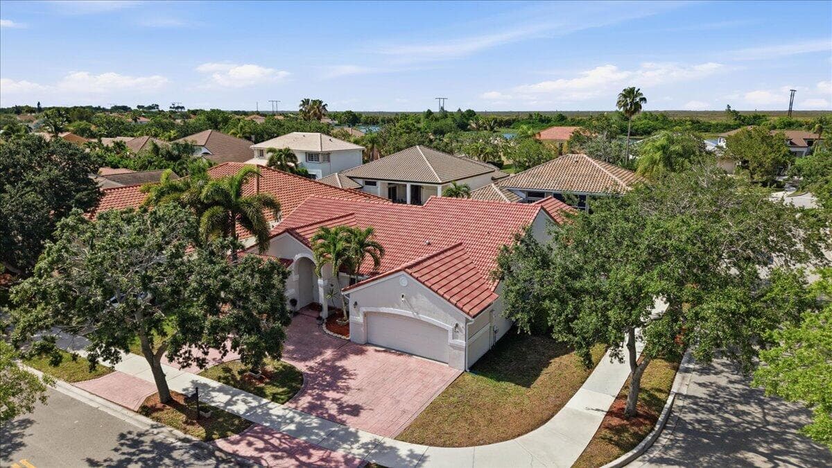 830 Heritage Drive, Weston, FL 33326 — photo 11 of 49