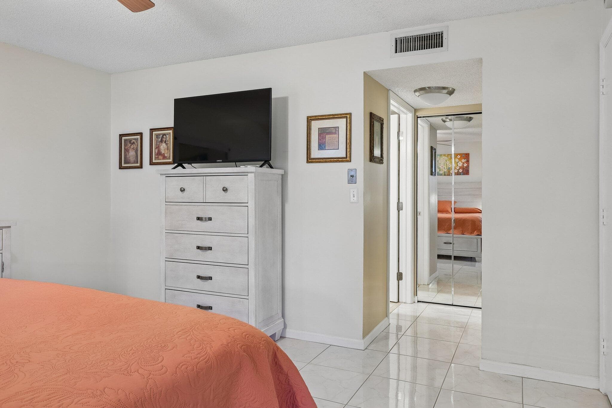9681 E Sills Dr E 102, Boynton Beach, FL 33437 — photo 16 of 20