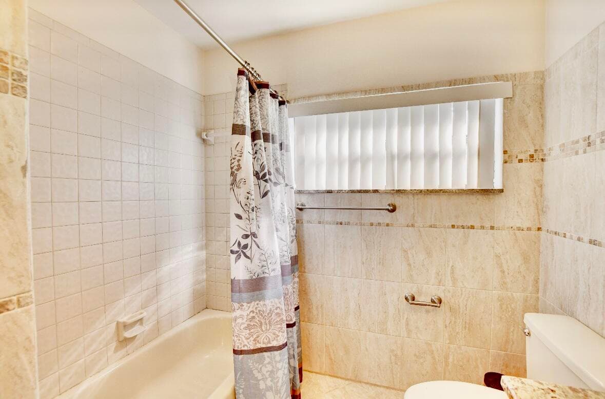 17768 Maplewood Drive, Boca Raton, FL 33487 — photo 33 of 50