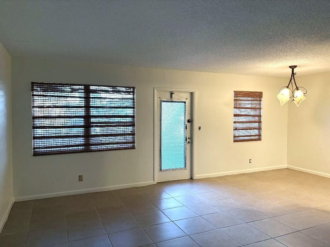 1019 Newport G, Deerfield Beach, FL 33442 — photo 3 of 18