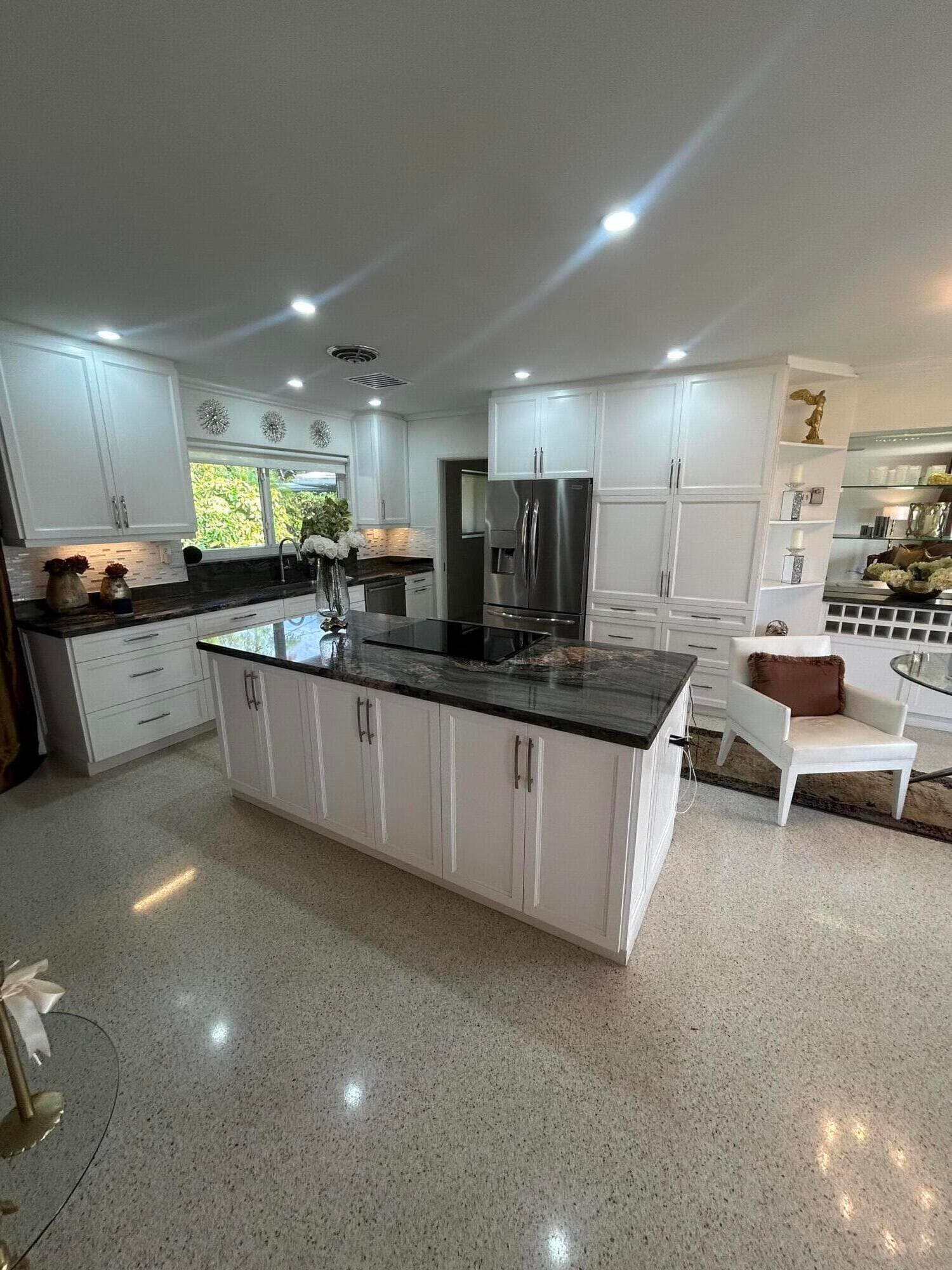 1431 S Ocean Boulevard 35, Lauderdale-By-The-Sea, FL 33062 — photo 8 of 24