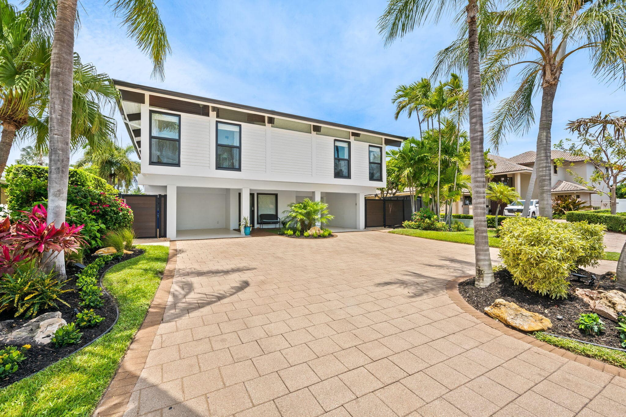 2965 NE 19th Street, Pompano Beach, FL 33062 — photo 8 of 41