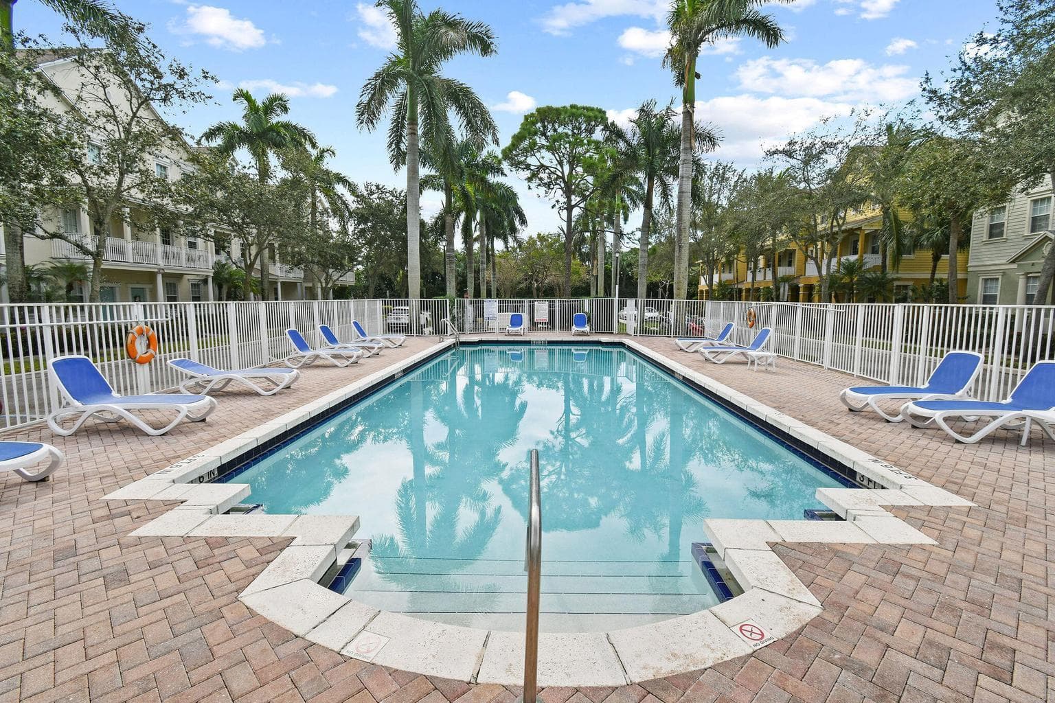 105 E Pigeon Plum Drive 103, Jupiter, FL 33458 — photo 34 of 56