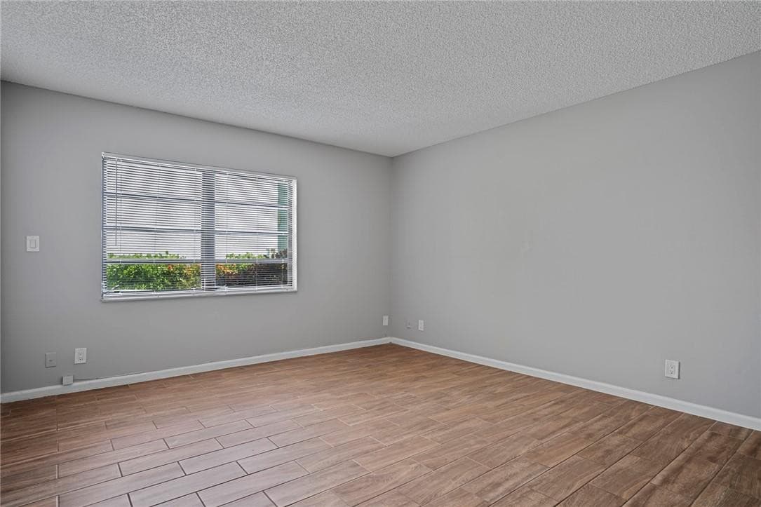 2121 NE 36th Street 2121, Lighthouse Point, FL 33064 — photo 13 of 18