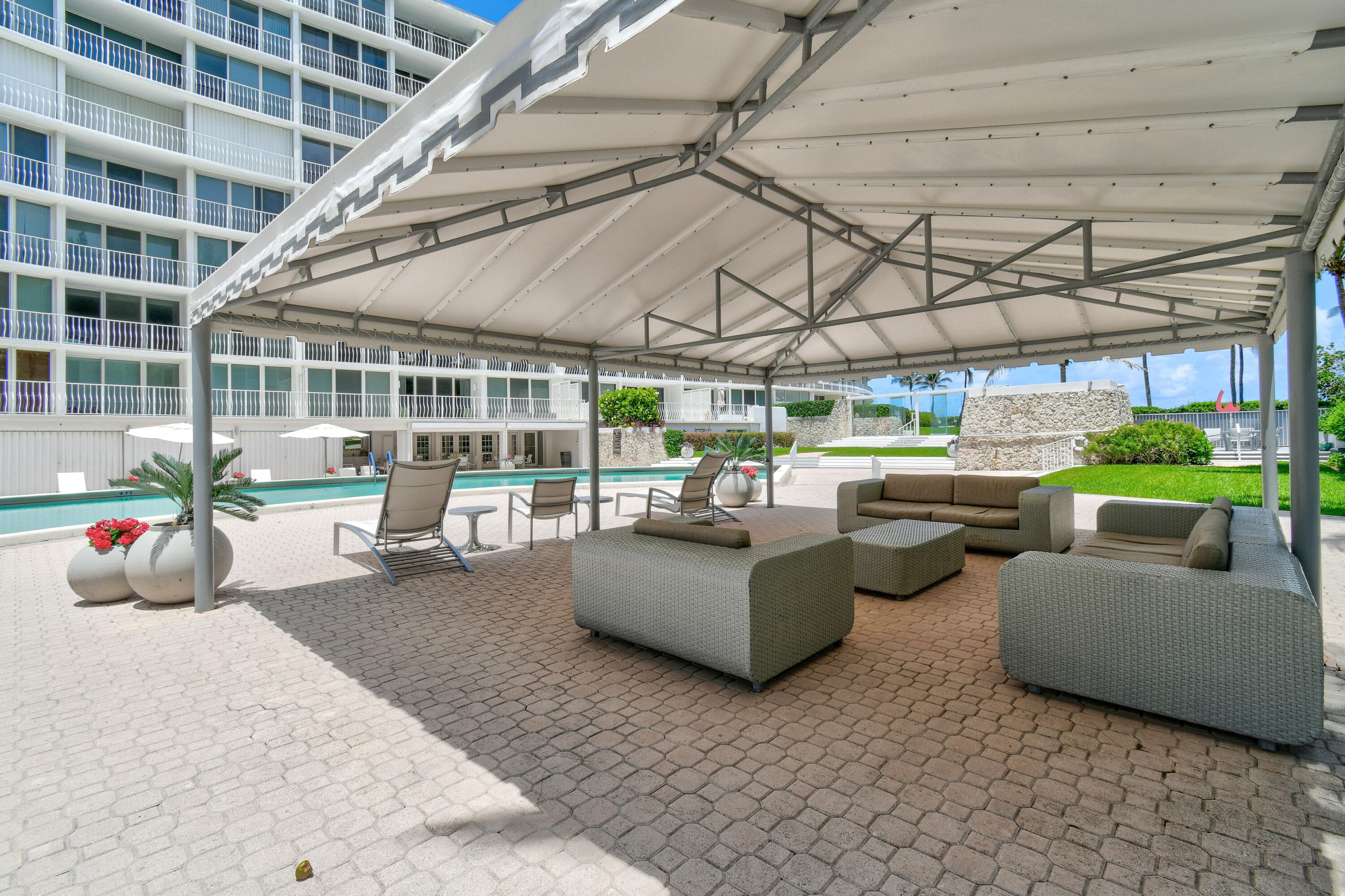 2774 S Ocean Boulevard 704, Palm Beach, FL 33480 — photo 48 of 76