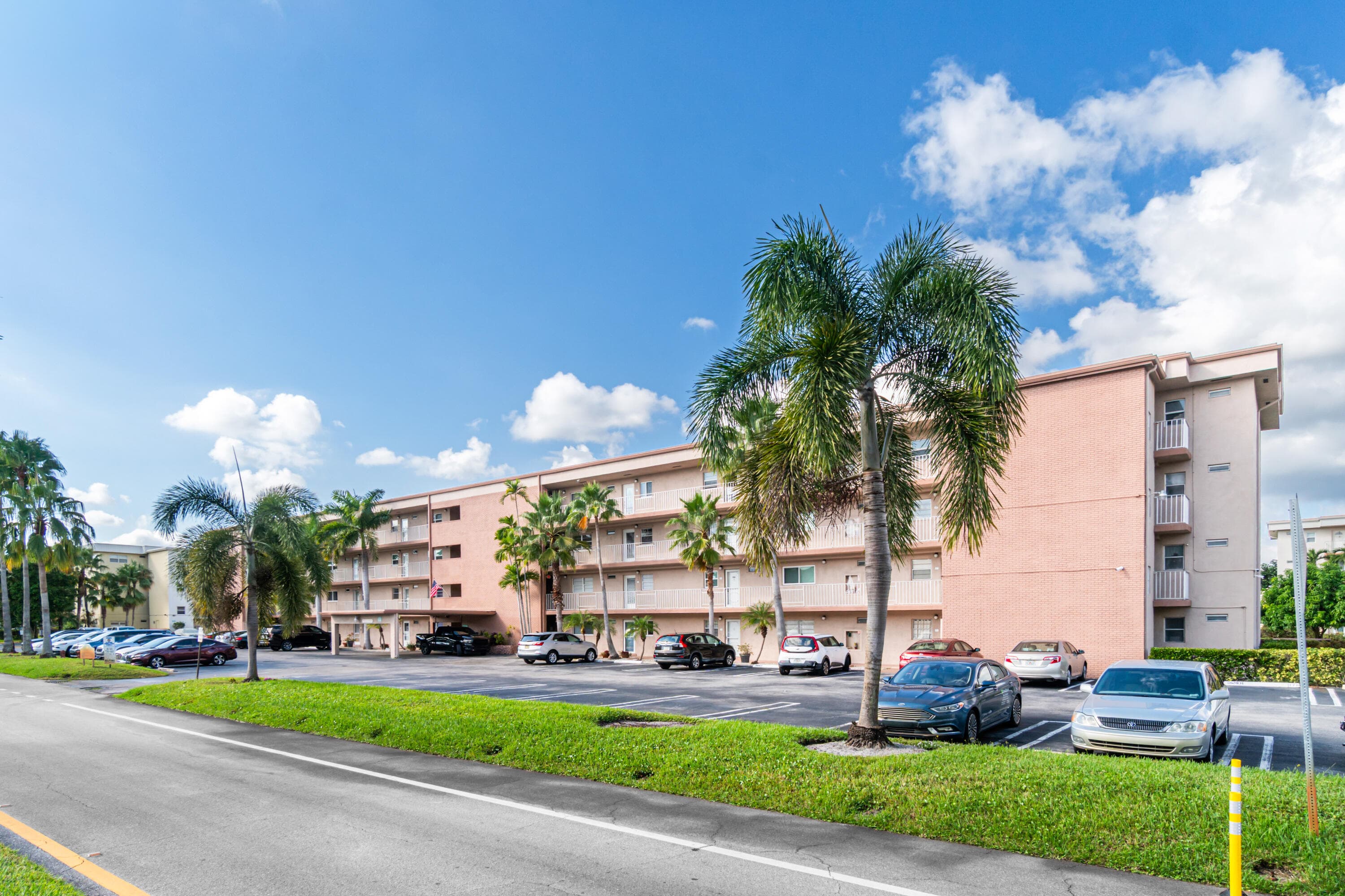 2615 NE 1st Court 410, Boynton Beach, FL 33435 — photo 1 of 44