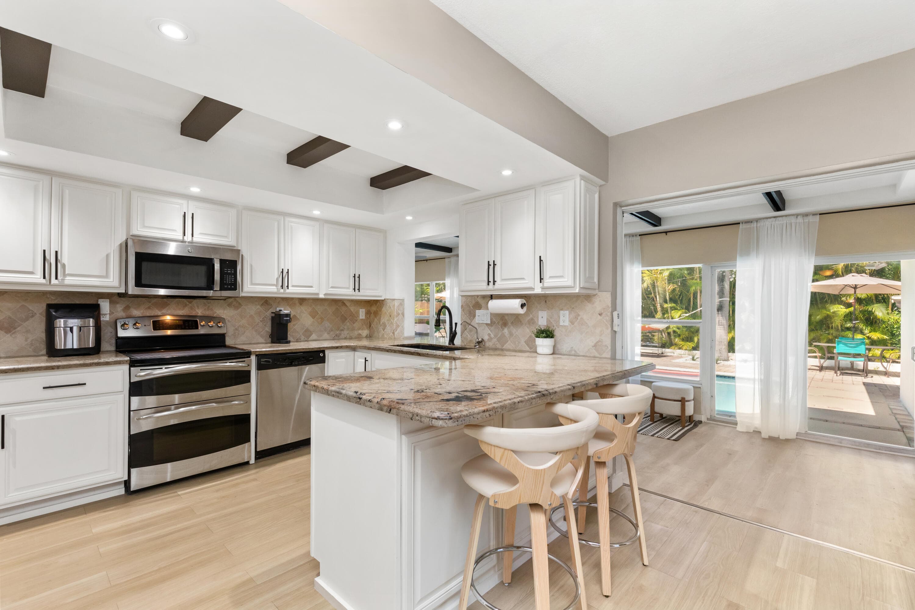1431 NW 70th Way, Plantation, FL 33313 — photo 11 of 60