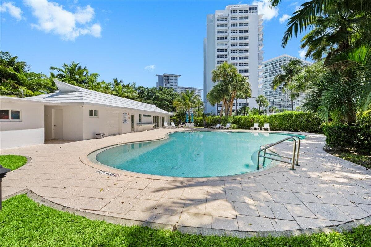 2611 SE 21 Street, Fort Lauderdale, FL 33316 — photo 40 of 46