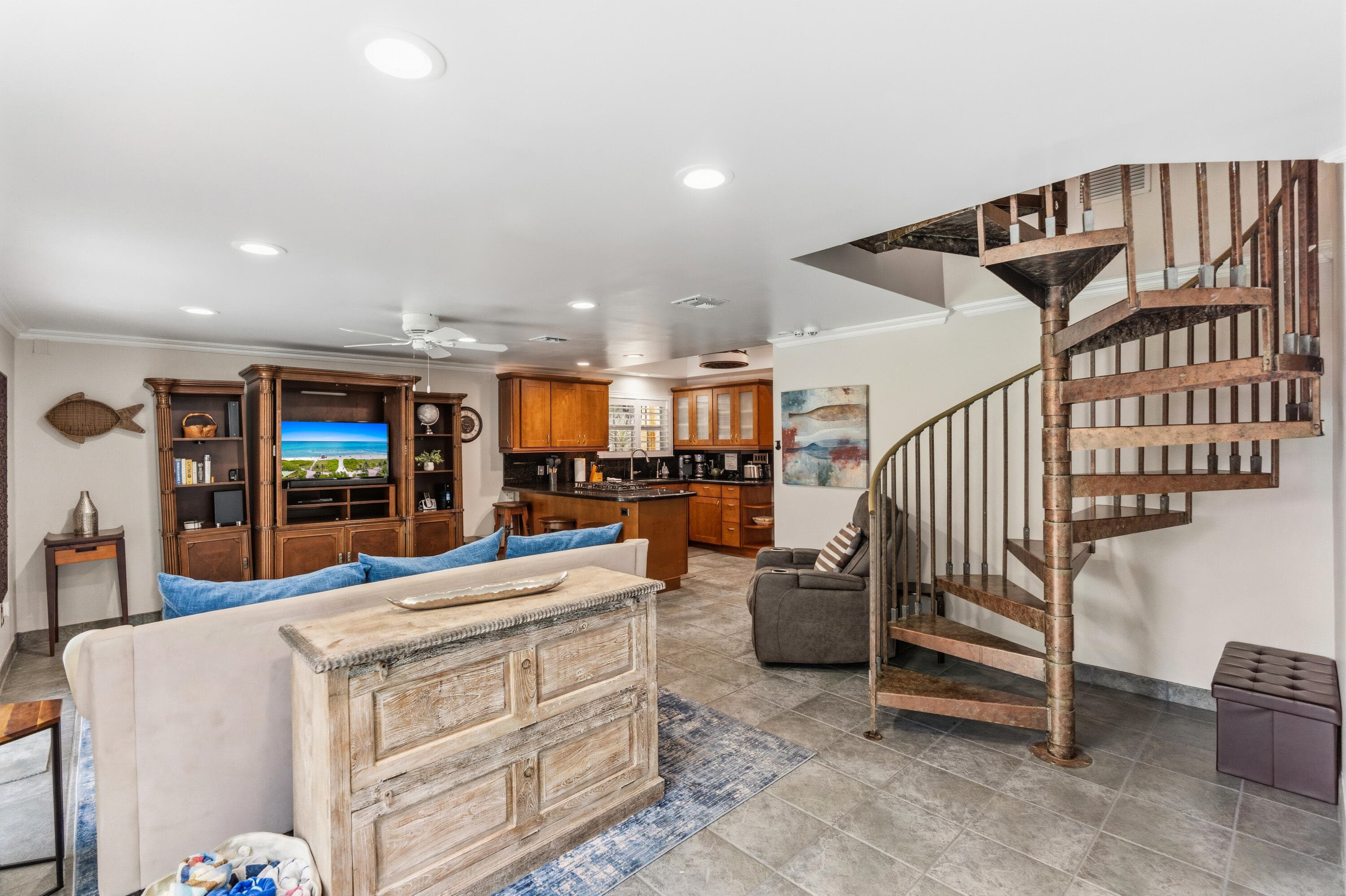 614 SE 5th Court, Fort Lauderdale, FL 33301 — photo 8 of 46