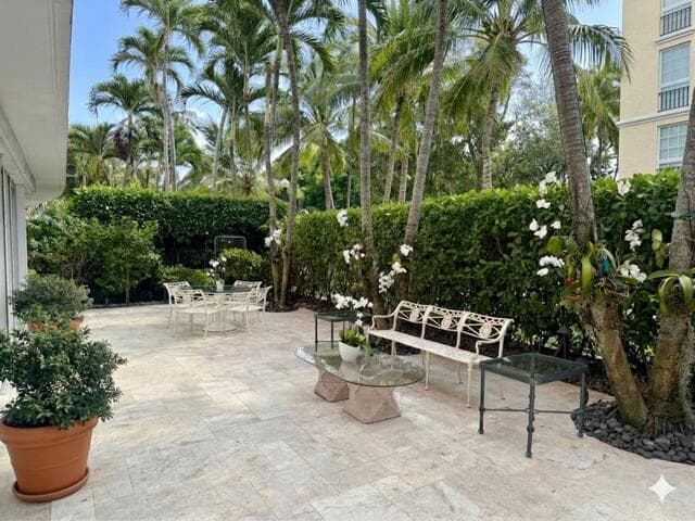315 S Lake Drive 1a, Palm Beach, FL 33480 — photo 13 of 19