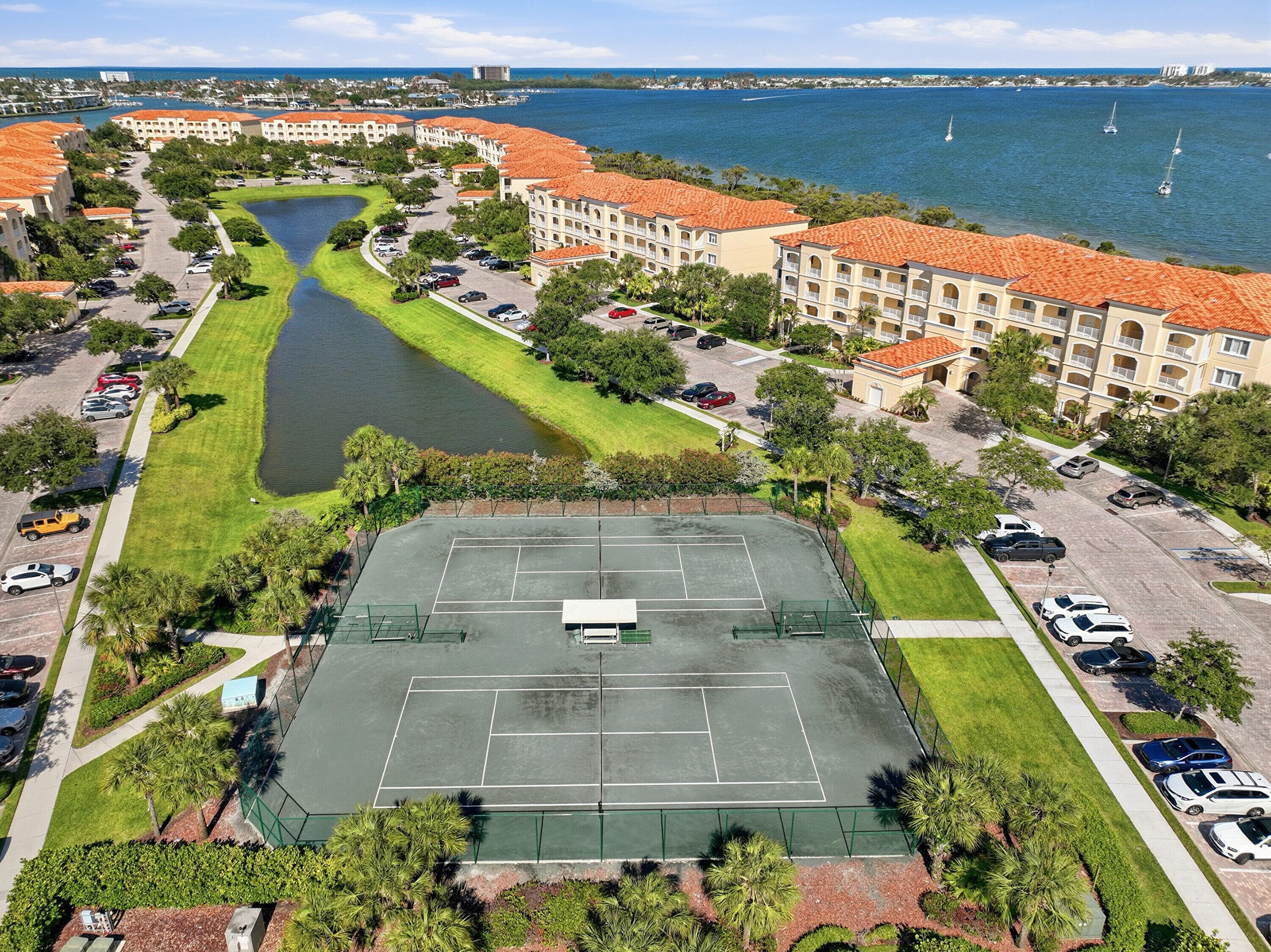 Condominium in Fort Pierce — photo 33 of 55